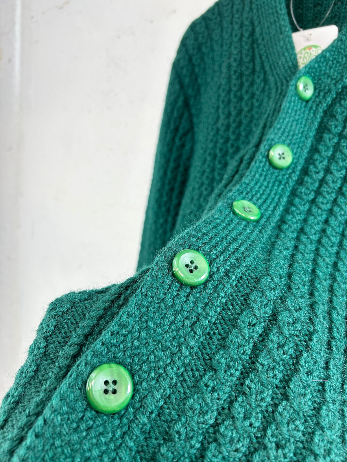 Vintage Hand Knit Cardigan [J34108]