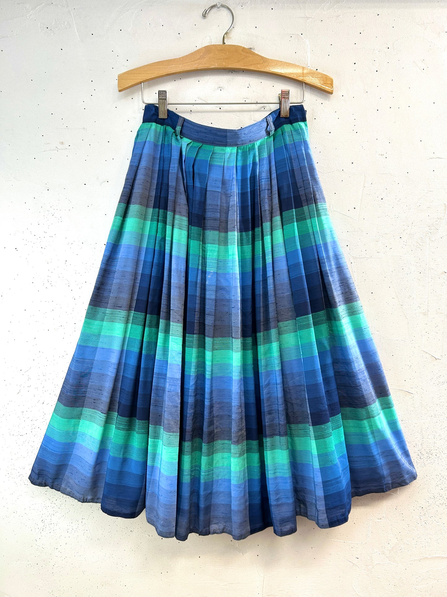 Vintage Plaid Skirt  Made in W.Garmany   [E32428]