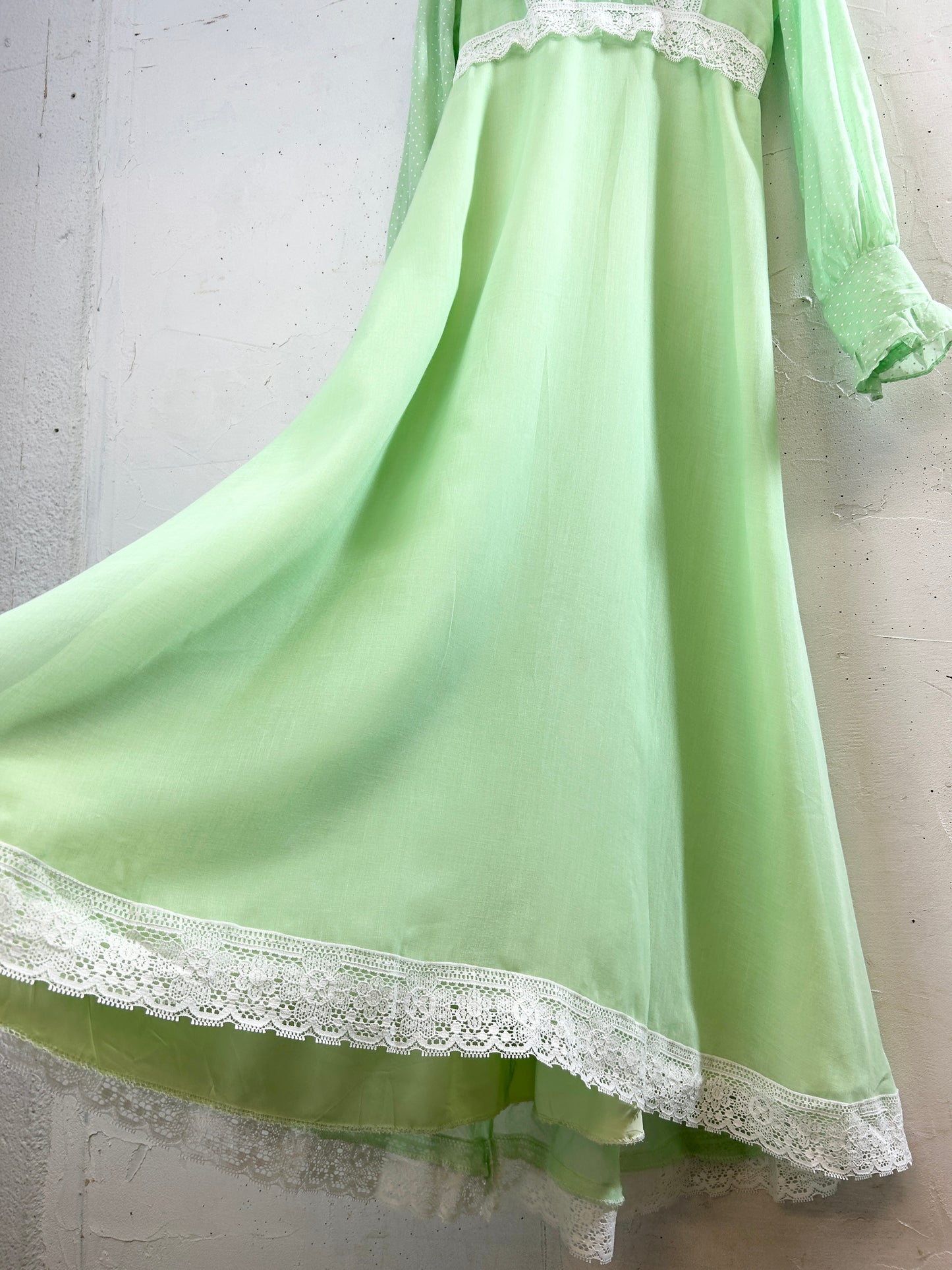 '70s Vintage Dress [J30635]