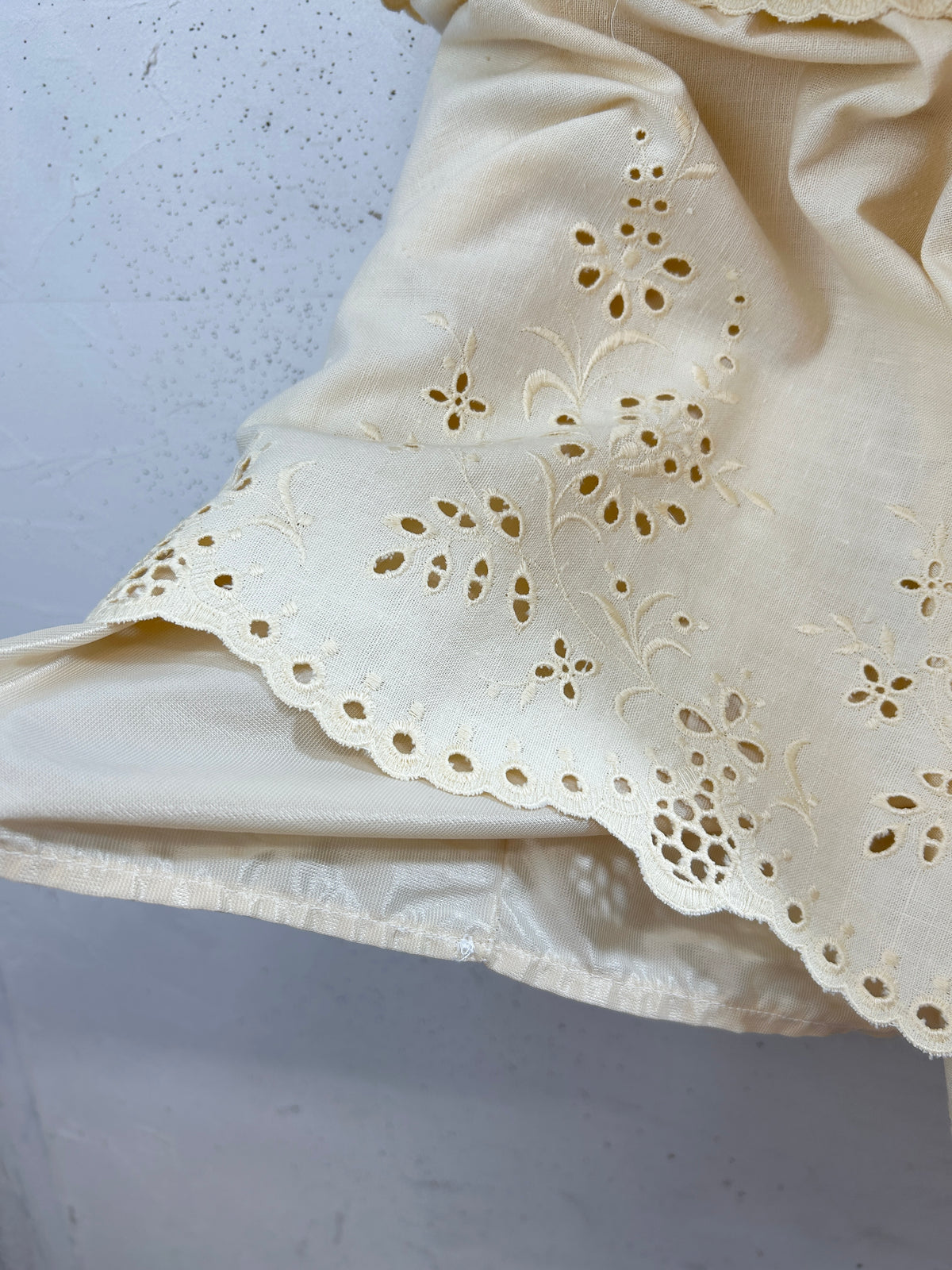 Vintage Cutwork Lace Skirt [J34075]