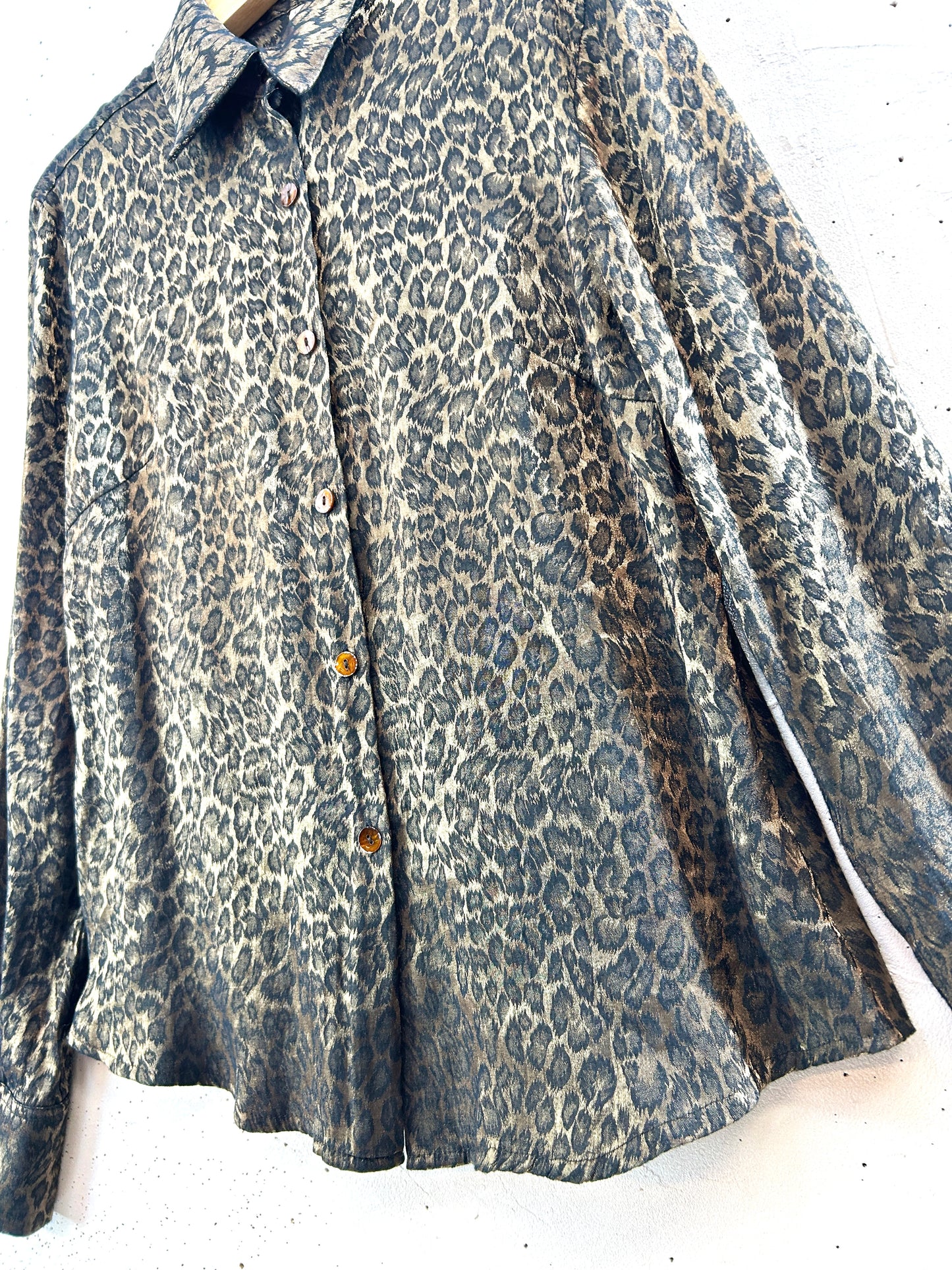 Vintage Leopard Shirt [J30513]