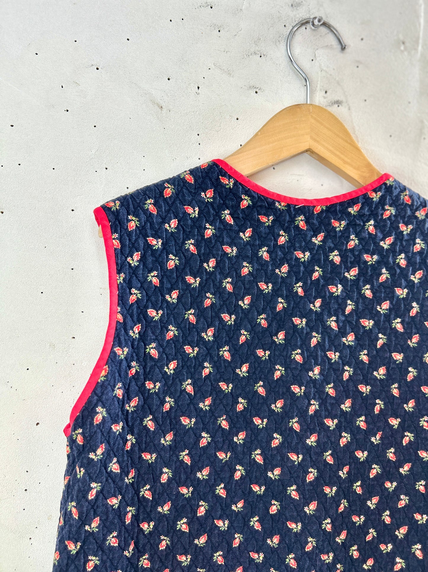 Vintage Quilting Vest [I30360]