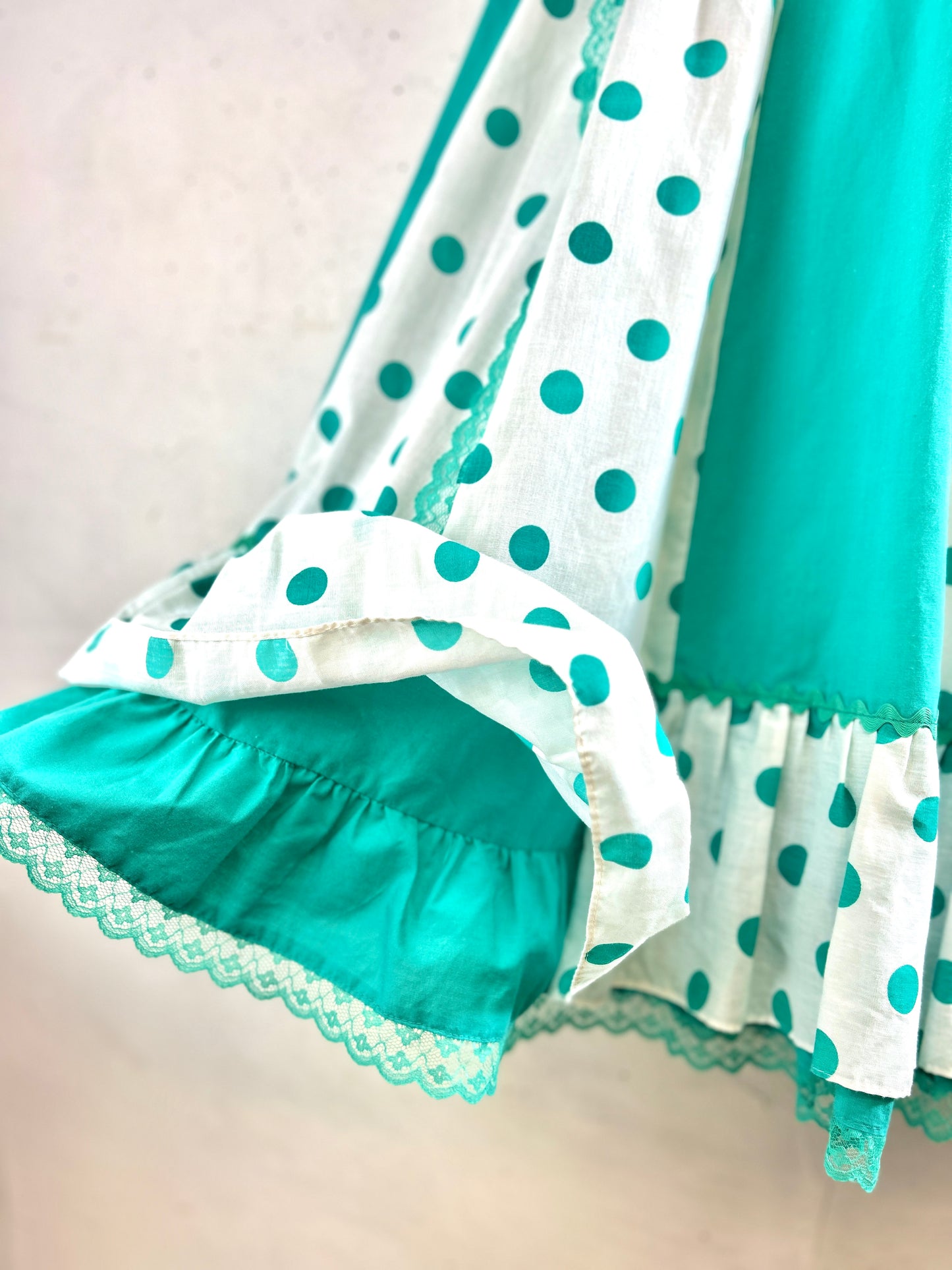 Vintage Tiered Skirt Made In USA  [H30824]