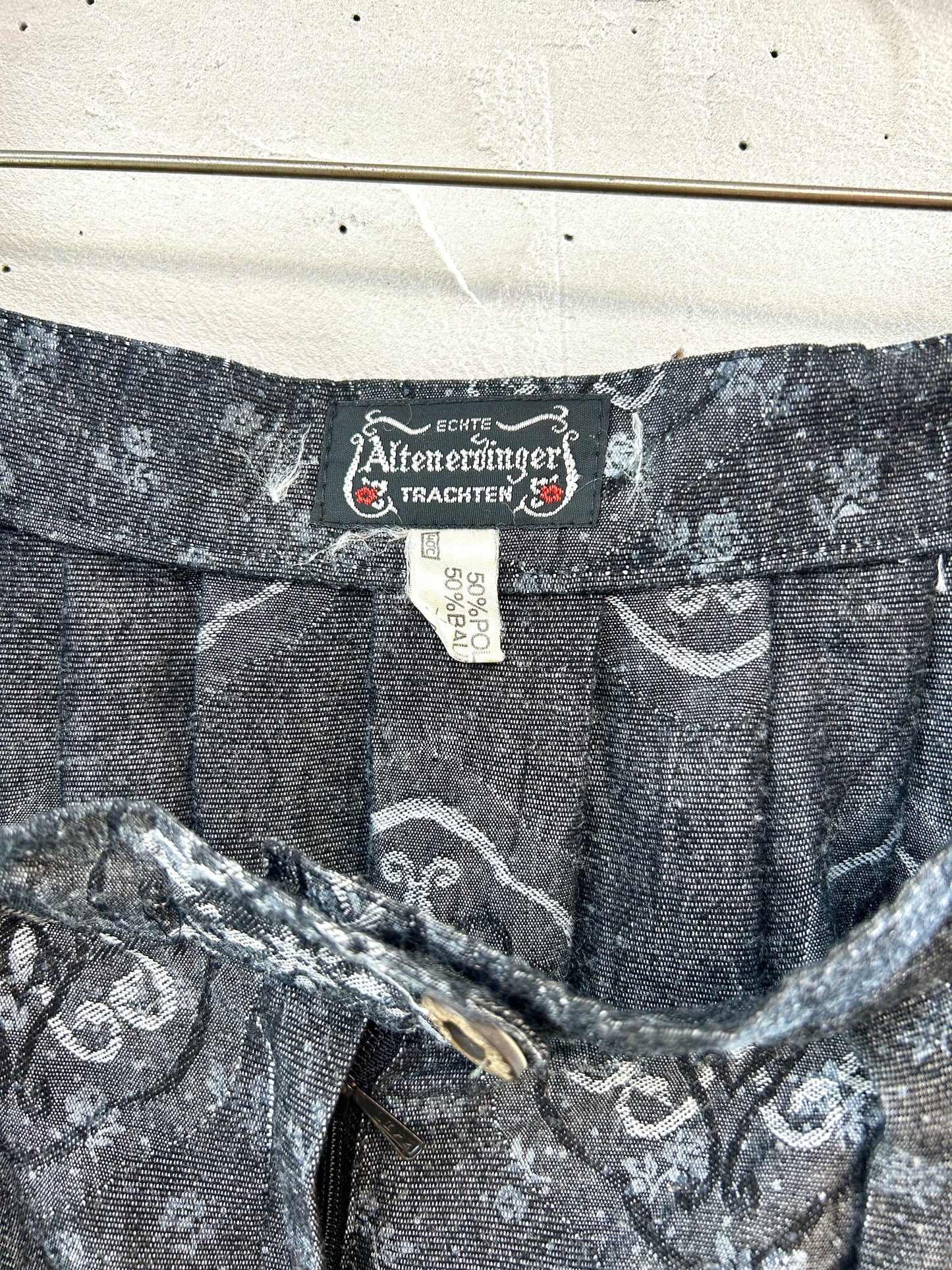 Vintage Tyrol Skirt  [J30681]