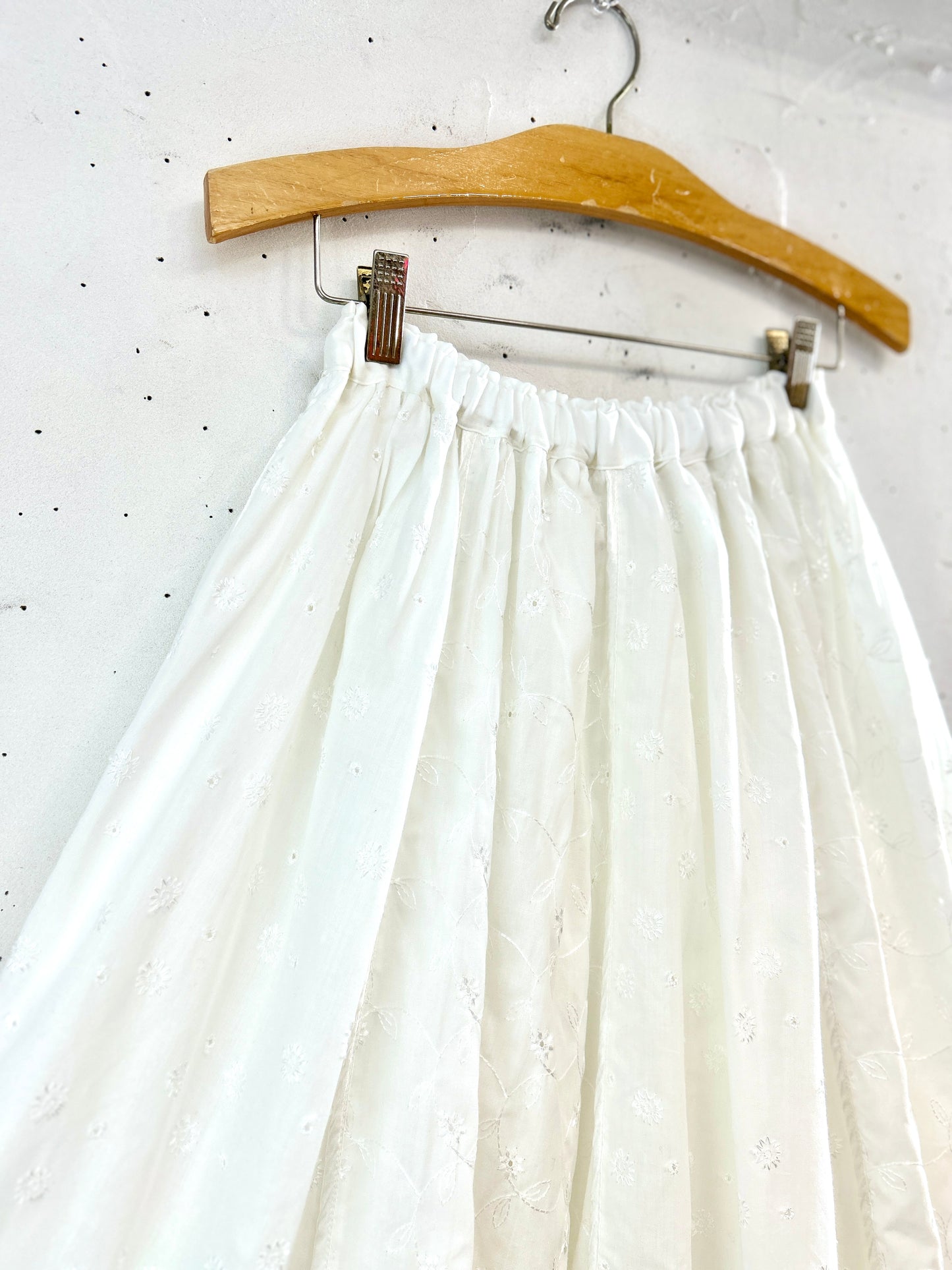 Vintage White Skirt [A31461]