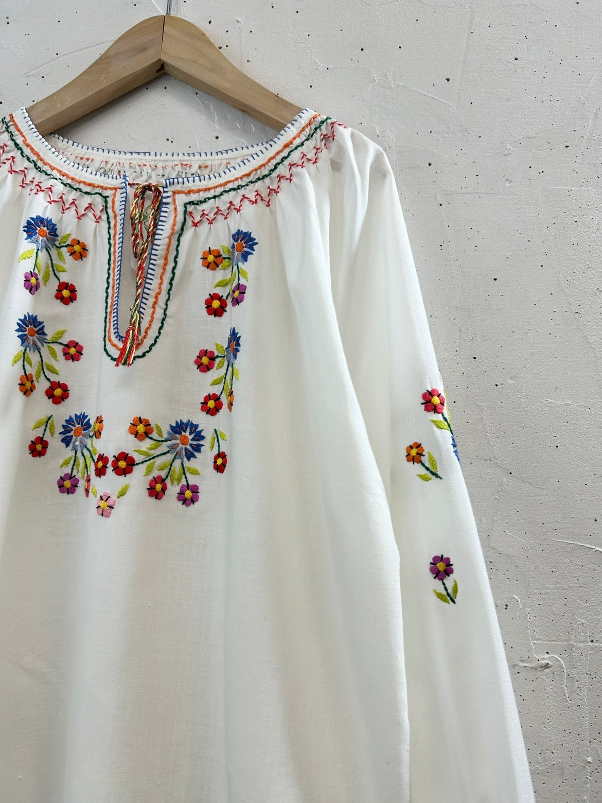 Vintage Embroidery Tunic [D32119]