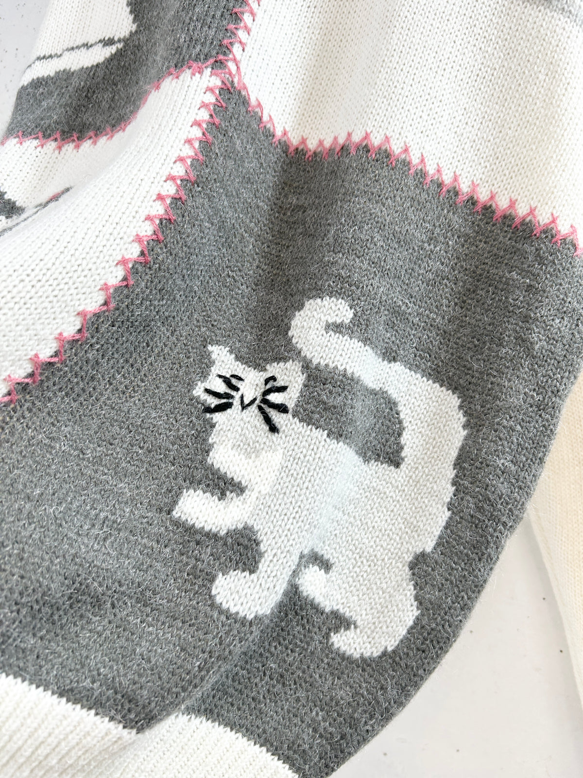 Vintage Knit Sweater [J34222]
