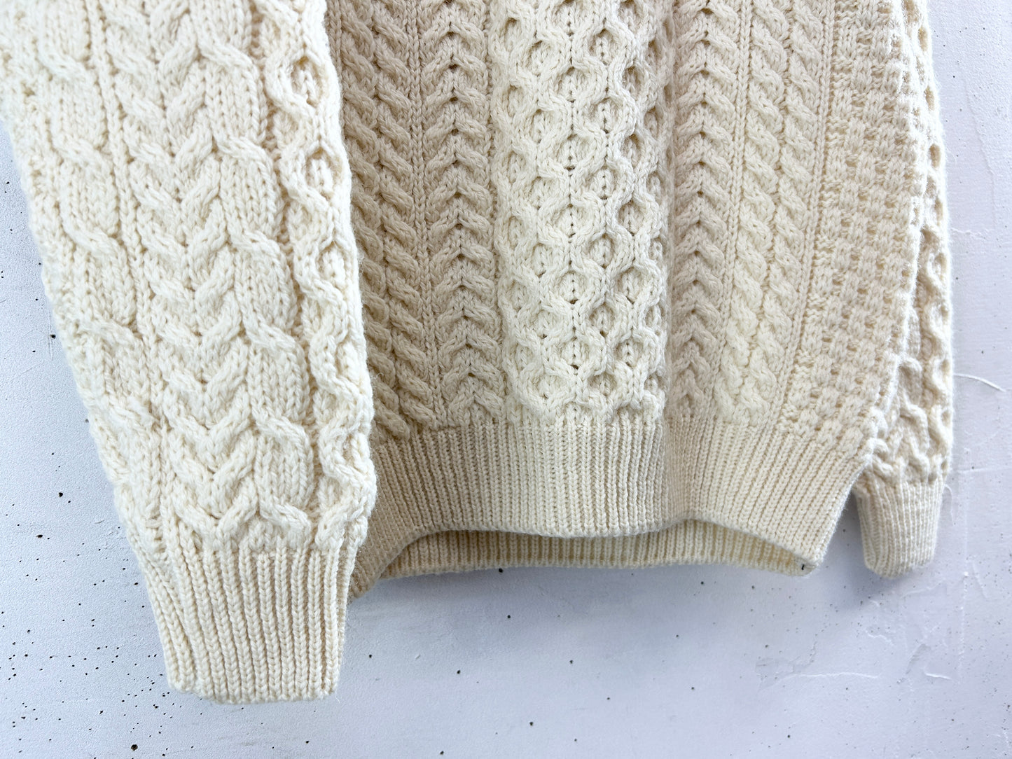 Vintage Knit Sweater [J30569]