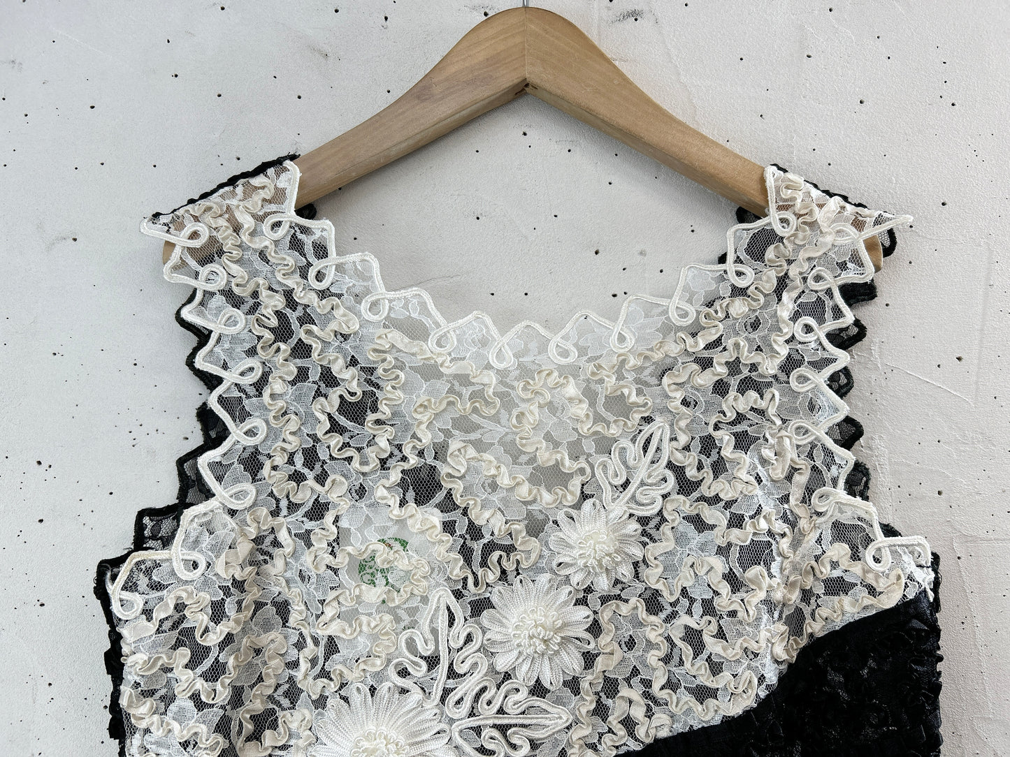 Vintage Lace Top [32857]