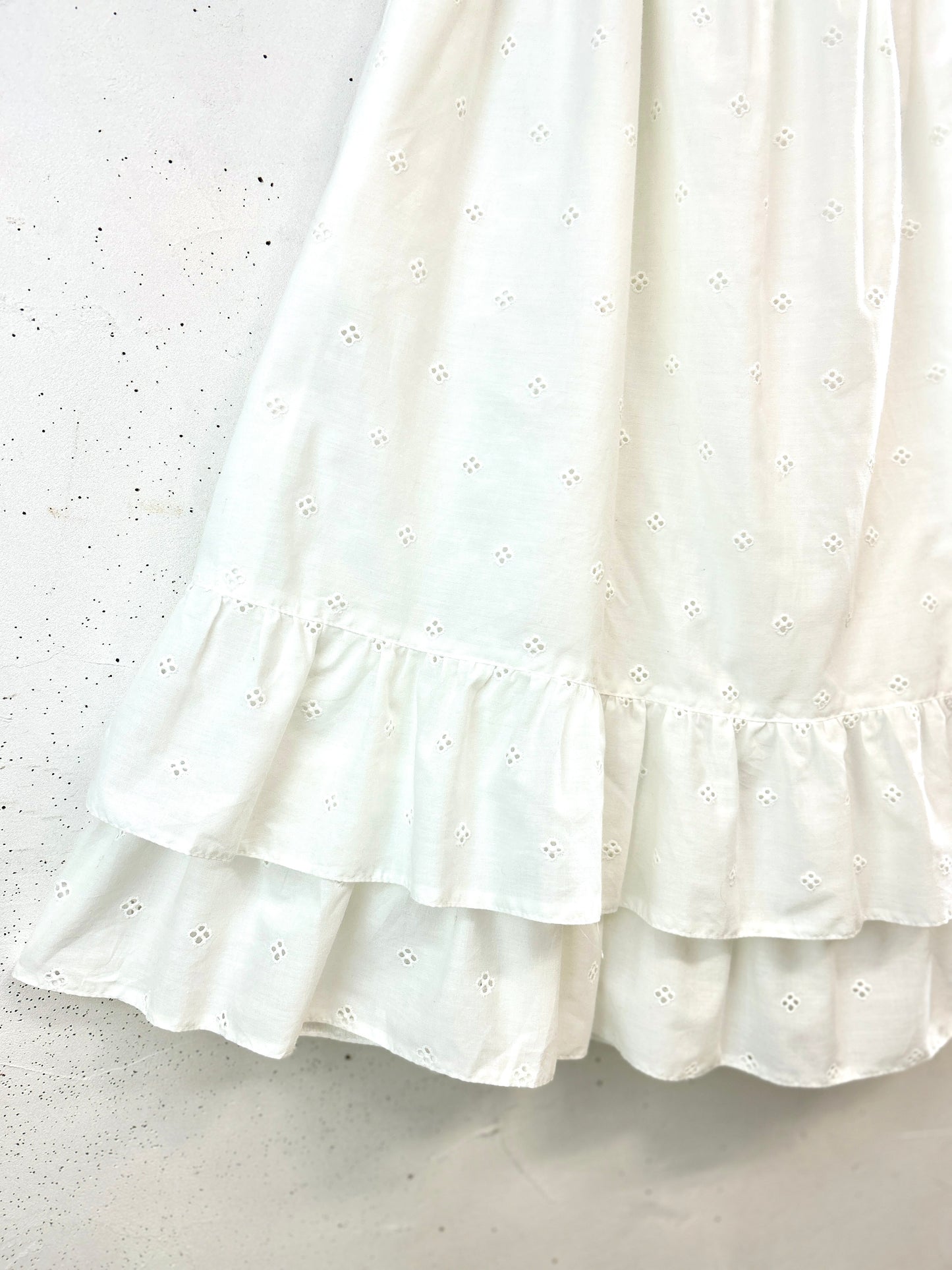 Vintage White Skirt MADE IN WEST GERMANY [A31462]