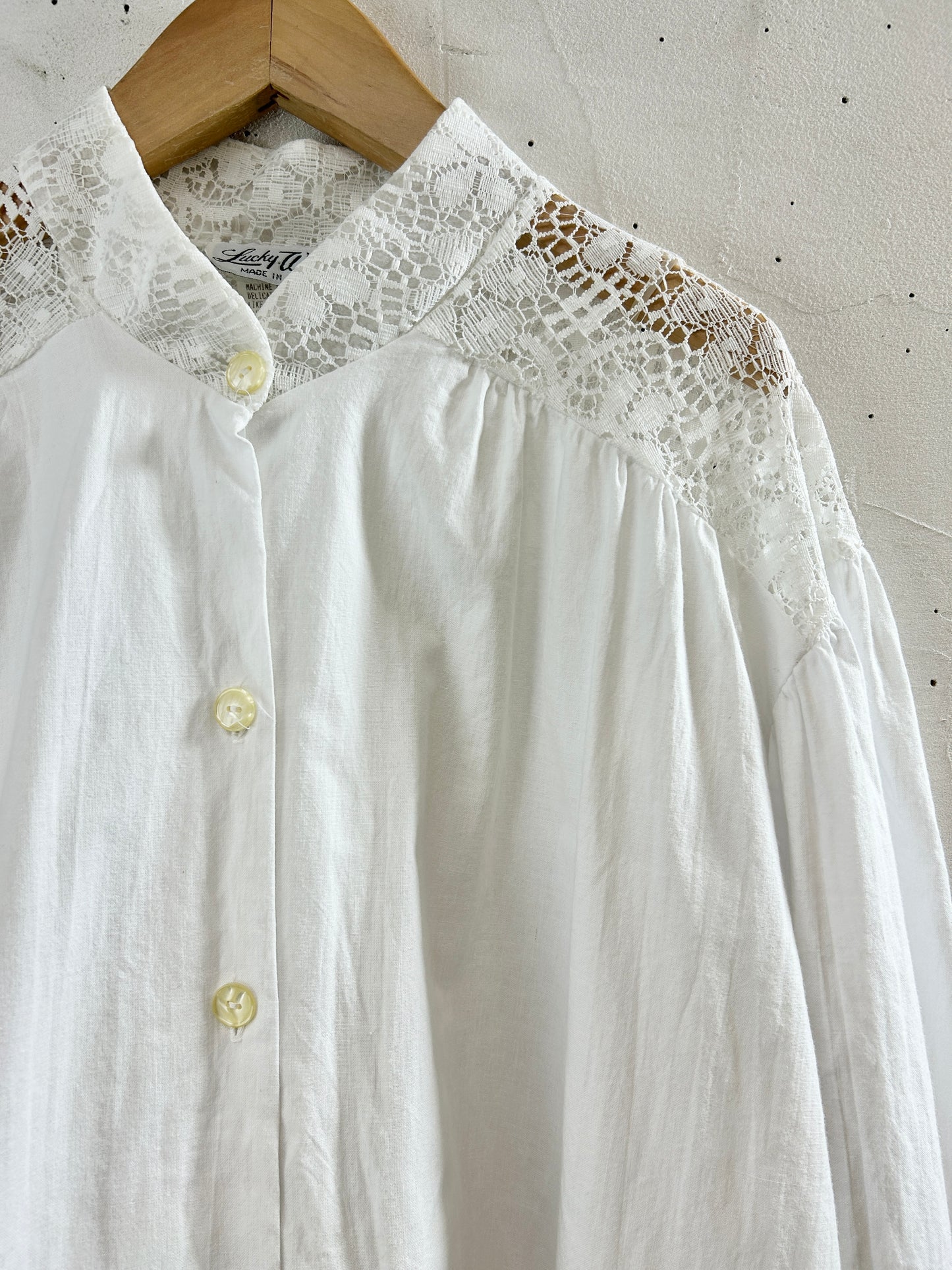 Vintage White Lace Blouse [H30887]