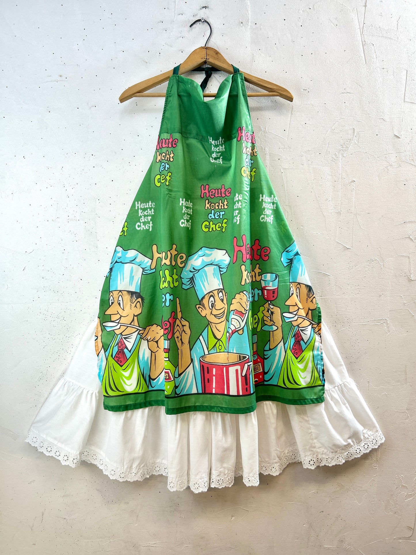 Vintage Apron [J30392]