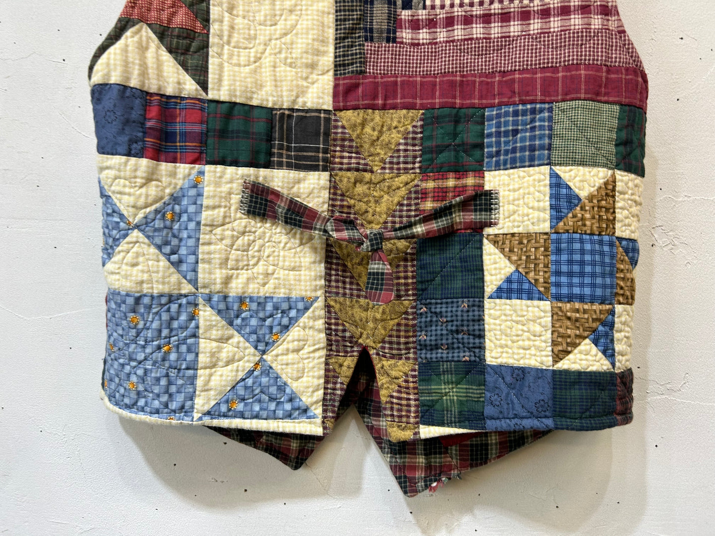 Vintage Patchwork Vest HAND CRAFTED [H24840]