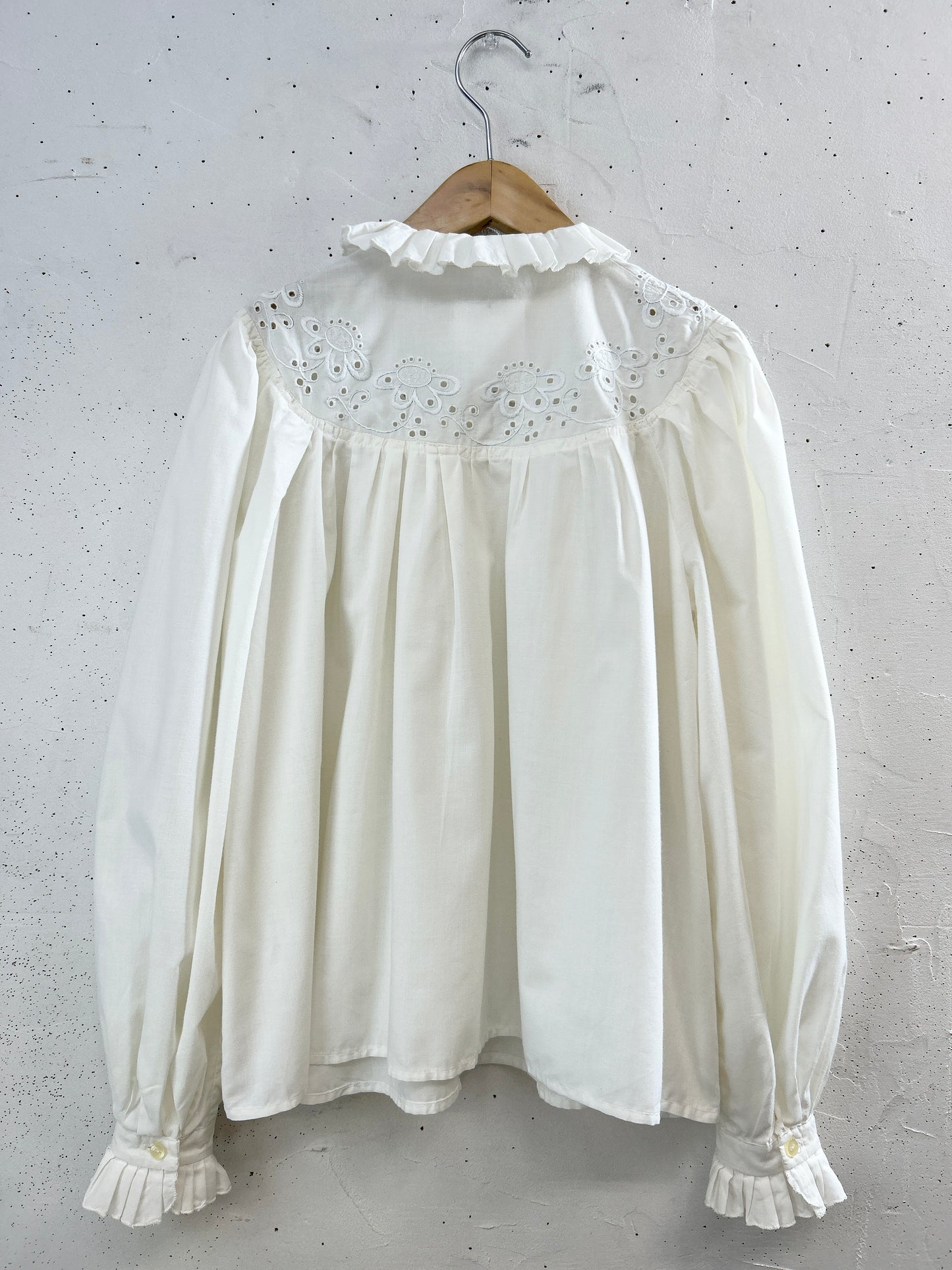 Vintage White Blouse [F32825]