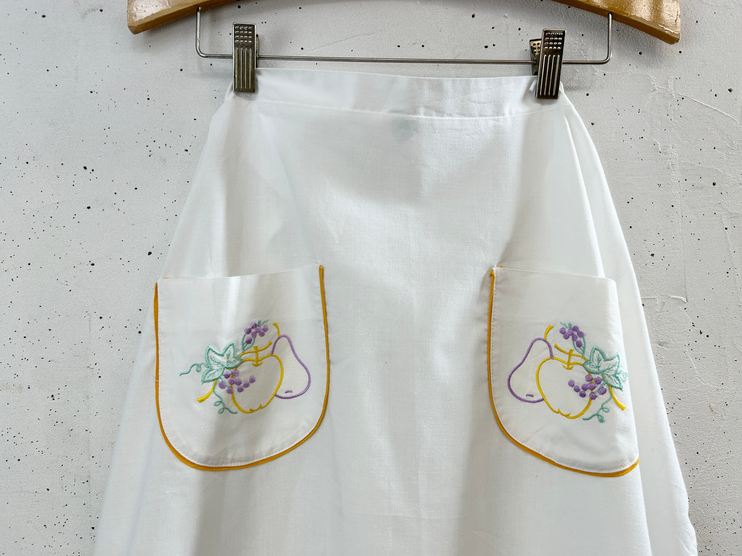 Vintage Apron [H33550]