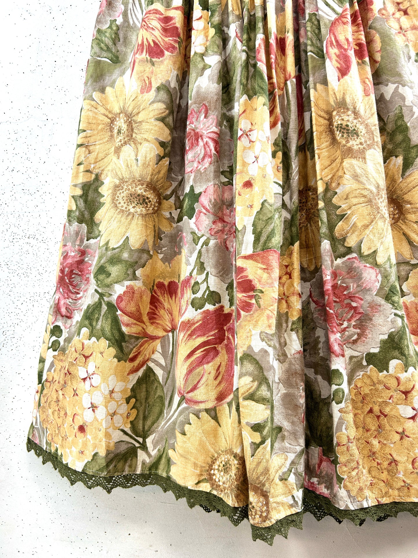 Vintage Tyrol Skirt [D32210]