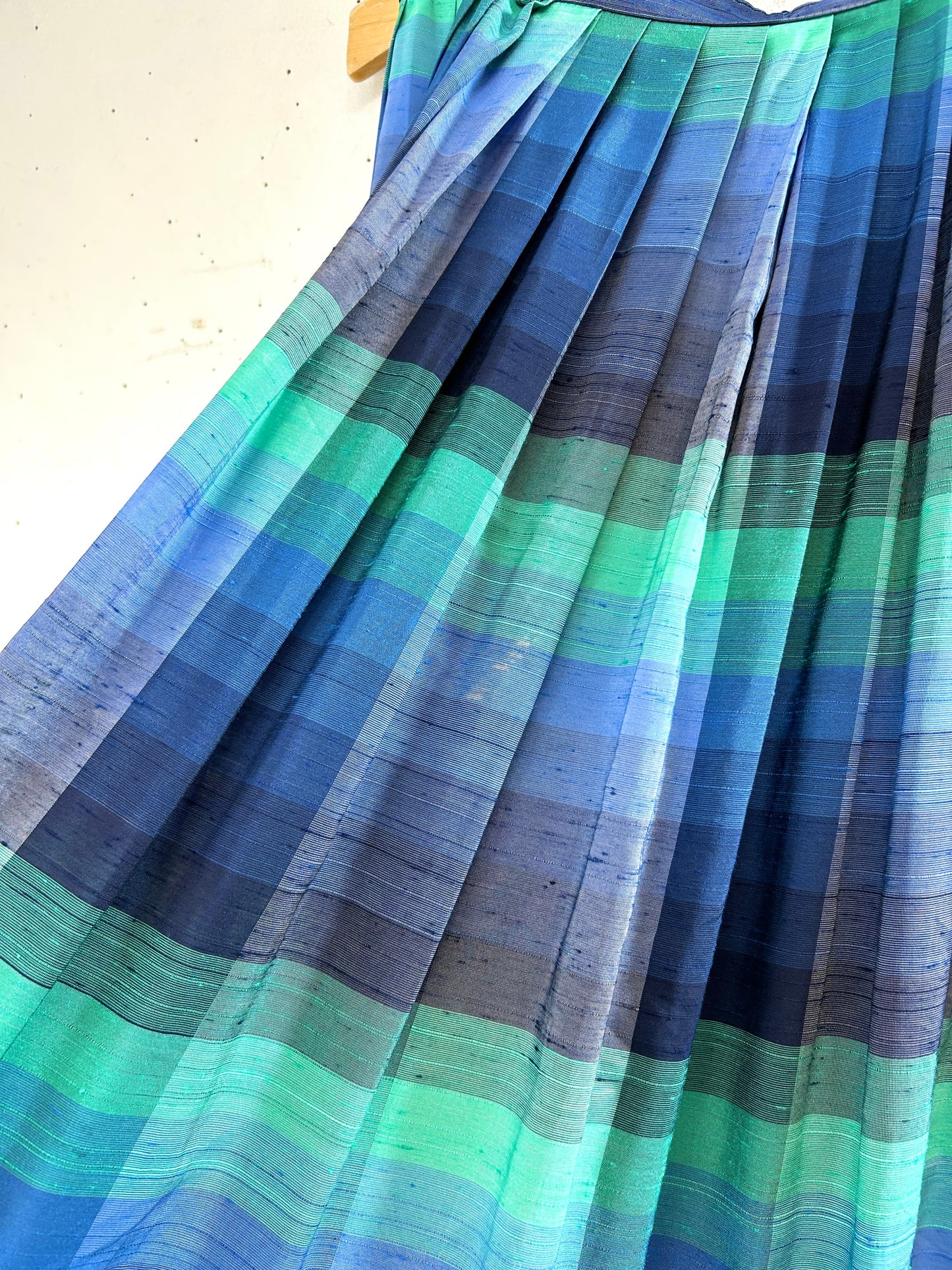 Vintage Plaid Skirt  Made in W.Garmany   [E32428]