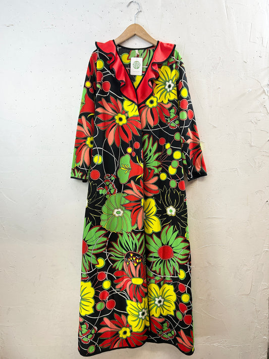 Vintage Gown [H30860]