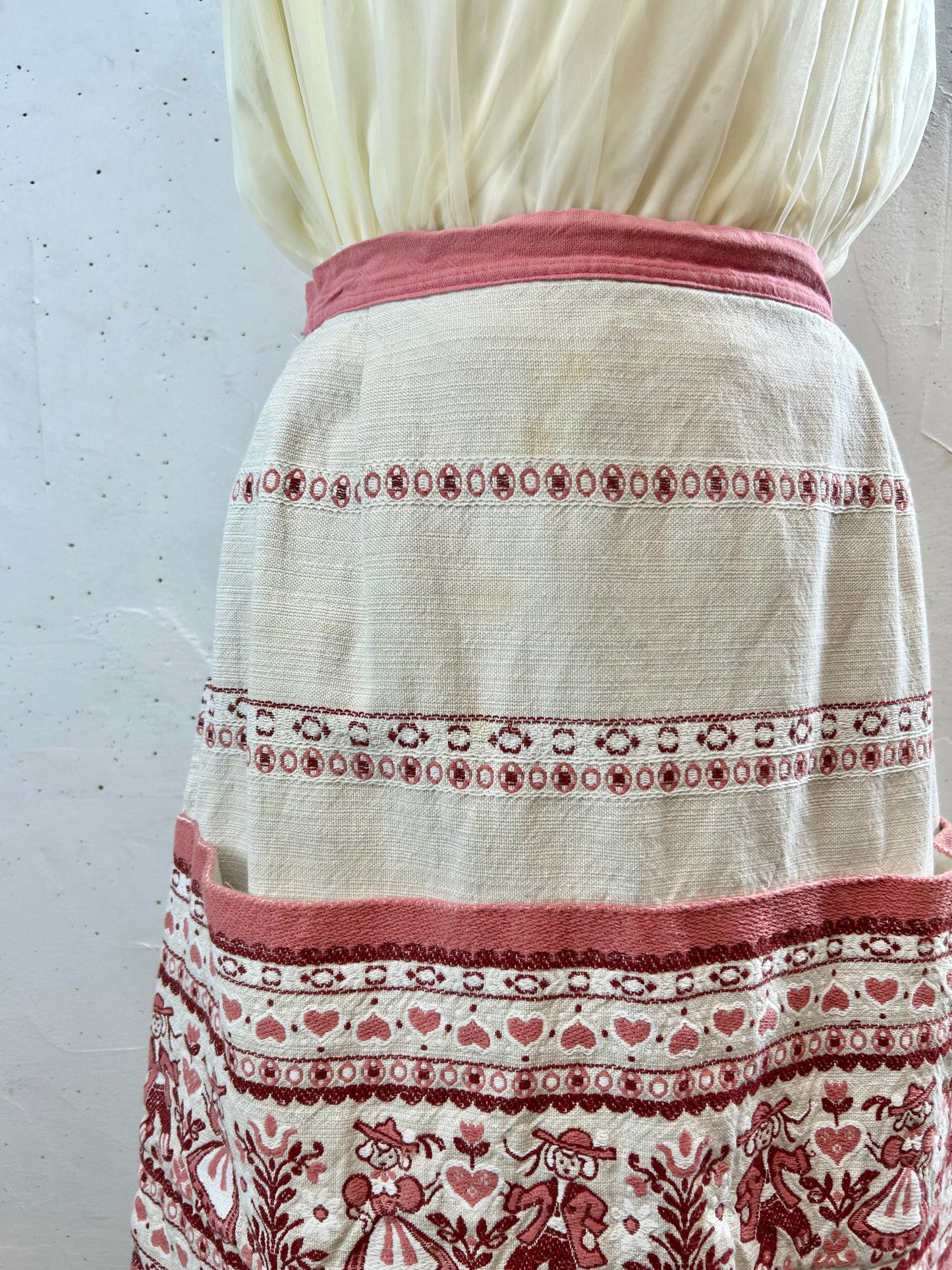 Vintage Tyrol Apron [G30712]