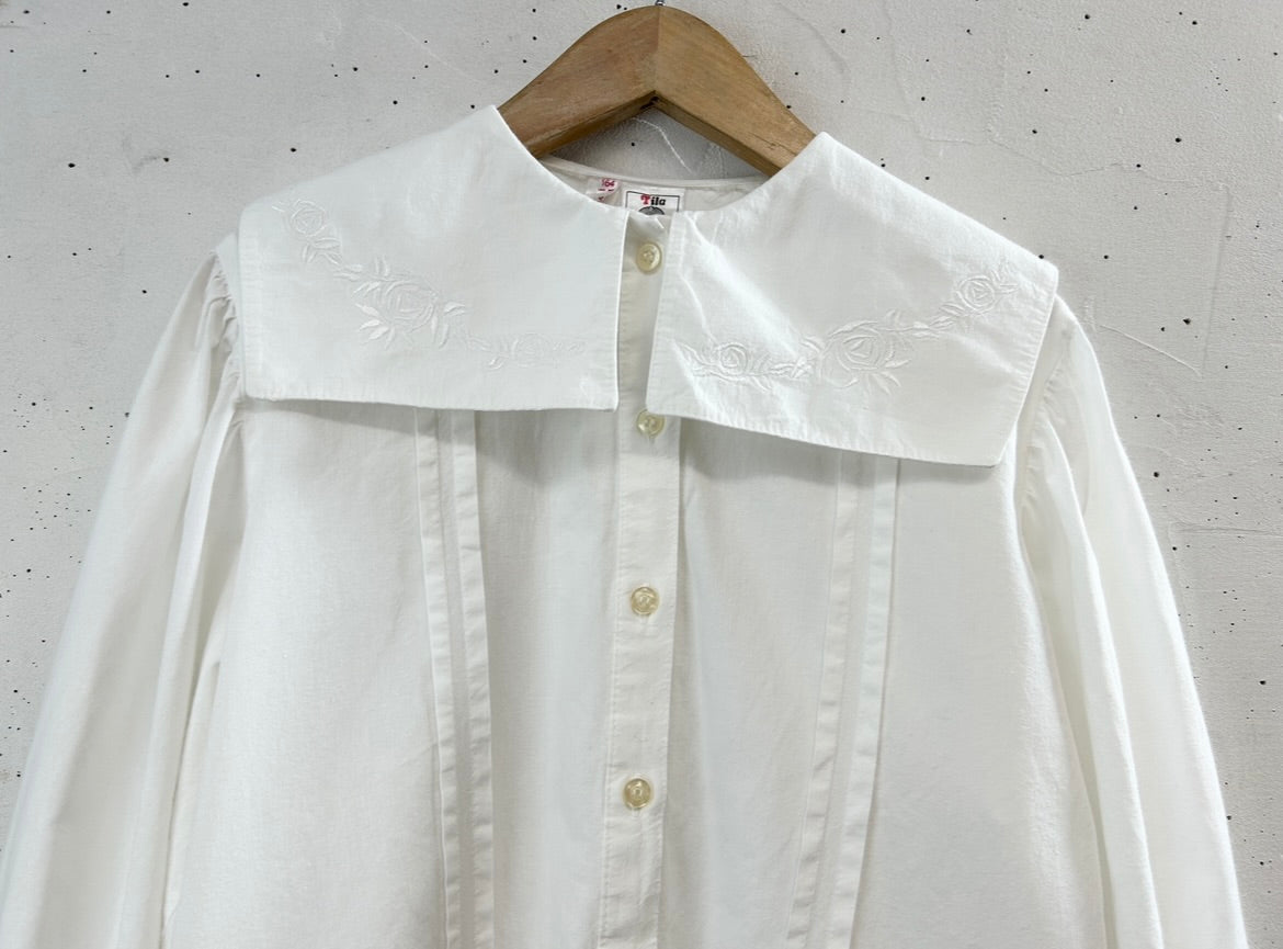 Vintage White Blouse [E32318]