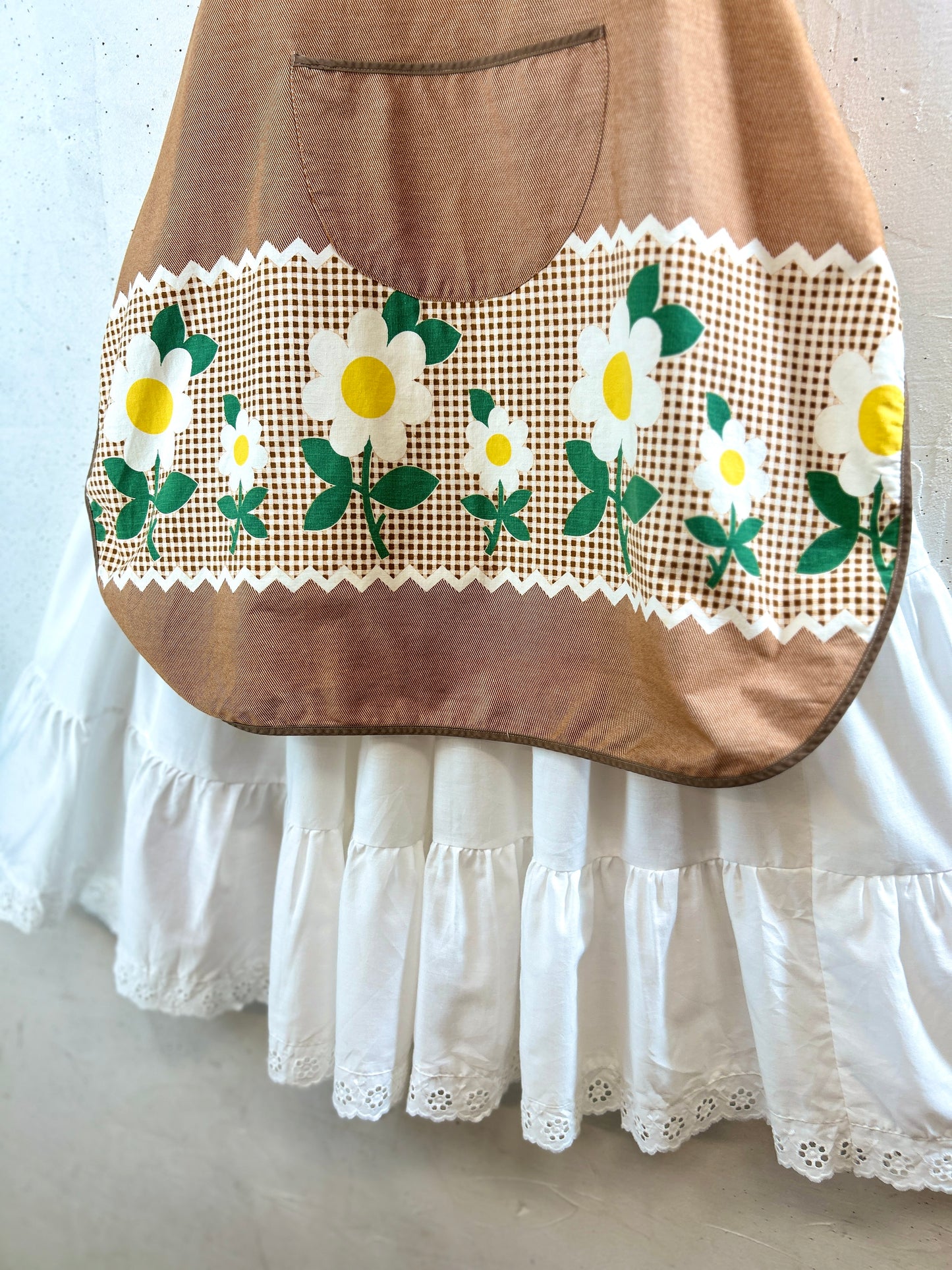 Vintage Apron [J30393]
