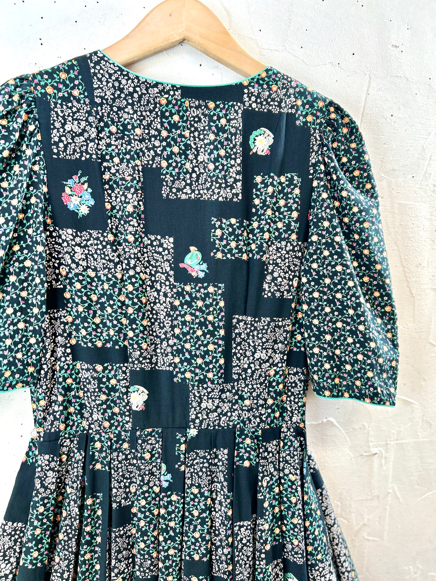 Vintage Tyrol Dress MADE IN AUSTRIA [H30928]
