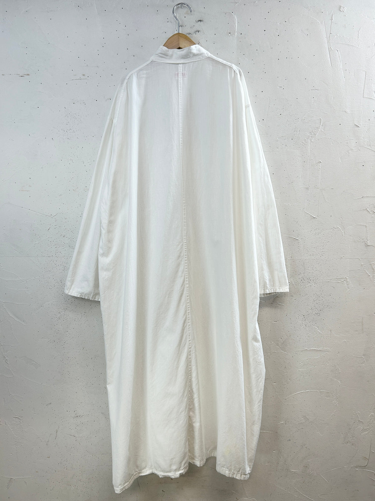 Vintage White Gown [I33764]