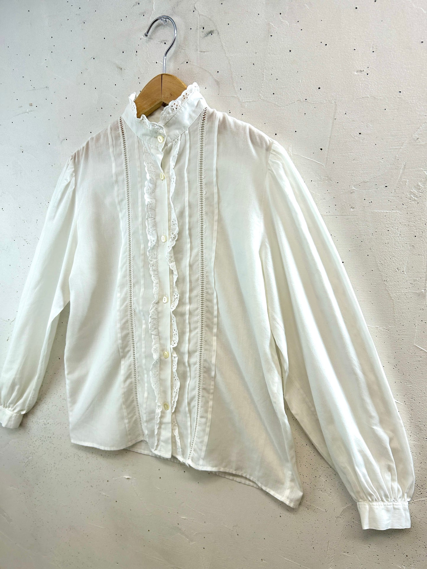 Vintage White Blouse [B31584]