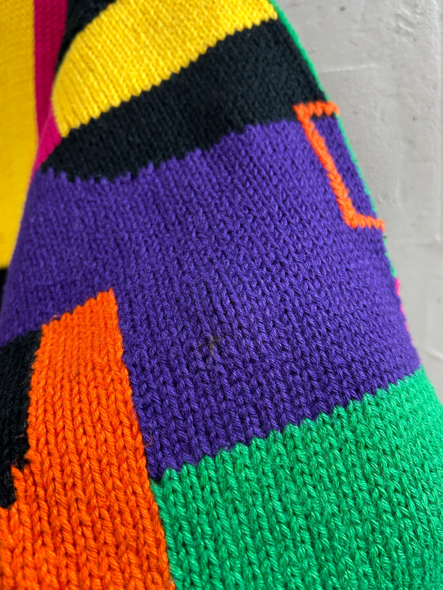 Vintage Knit Sweater [J30380]
