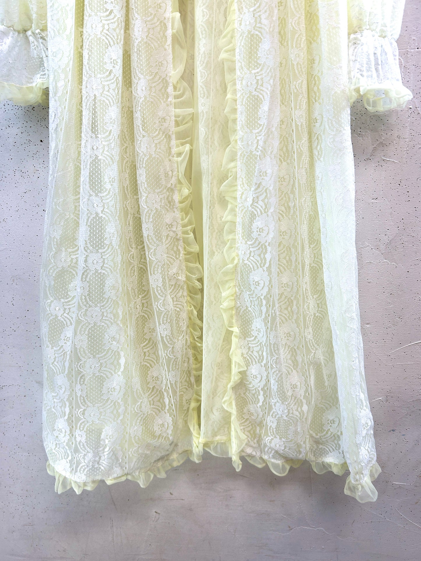 Vintage Lingerie Lace Gown [B31671]
