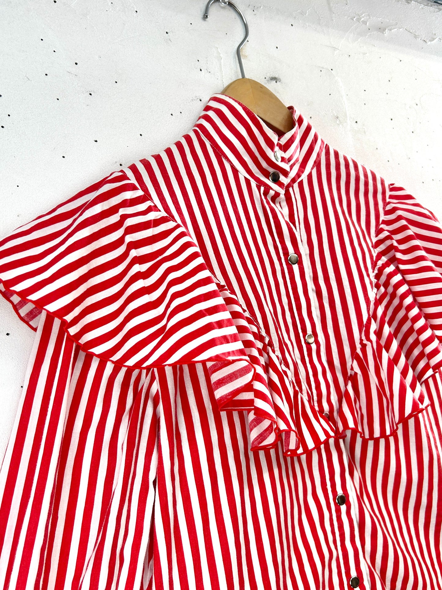 Vintage Frills Shirt [E32442]