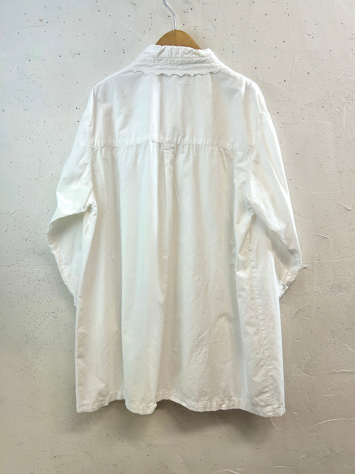 Vintage White Blouse [D32381]