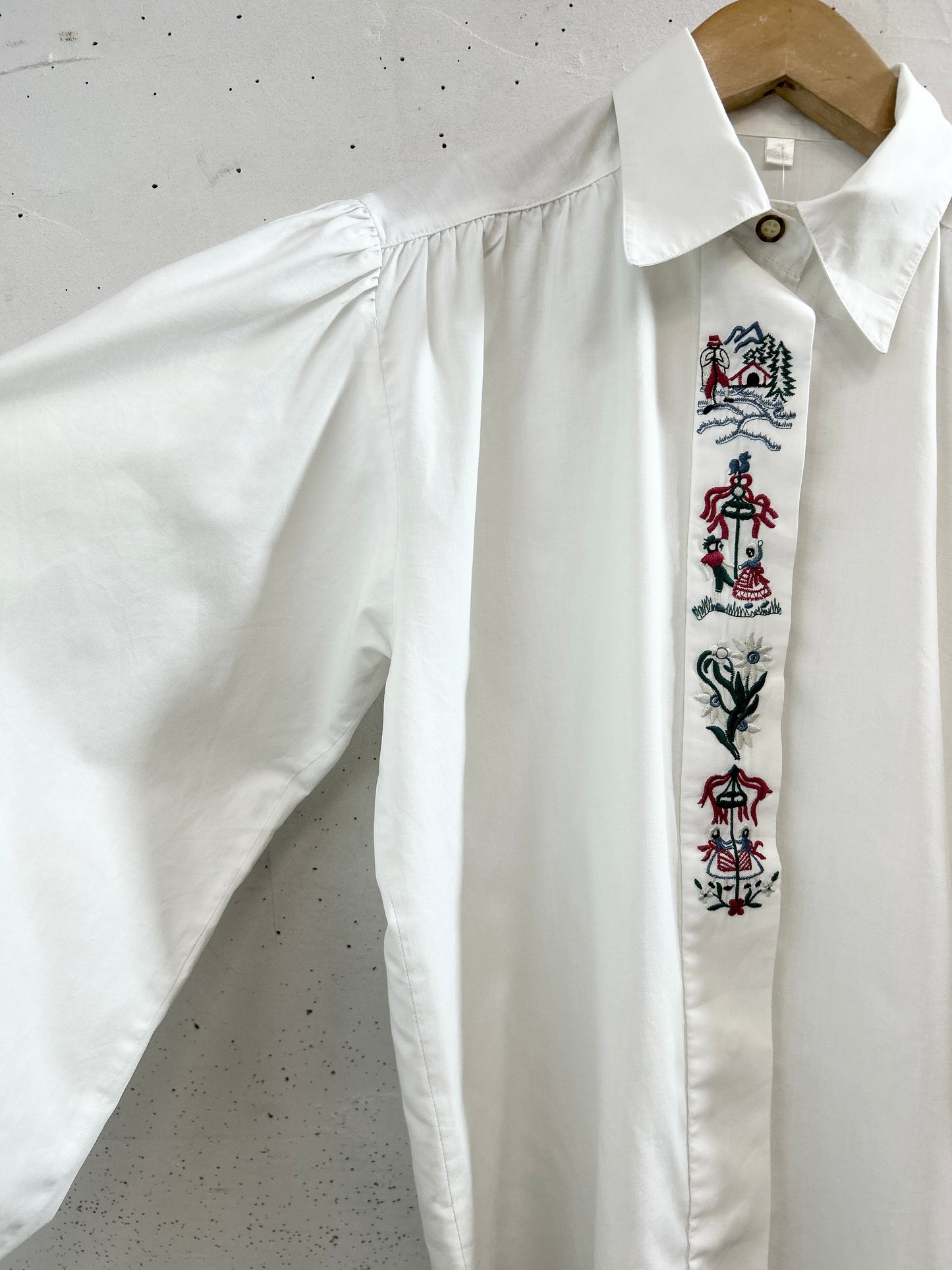 Vintage Tyrol Blouse [B31632]