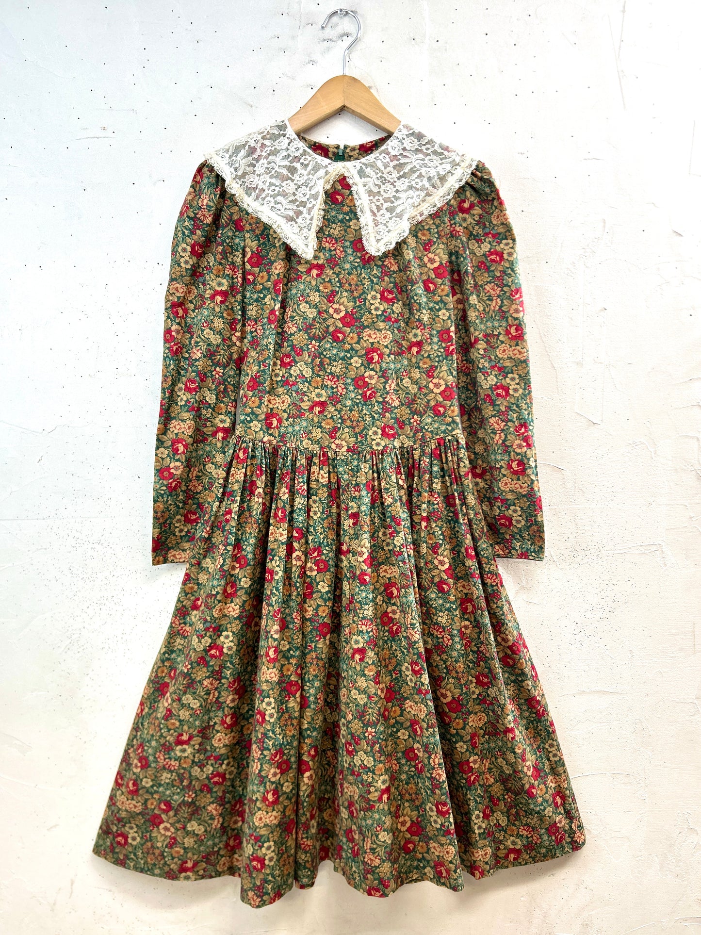 Vintage Dress  [L31087]