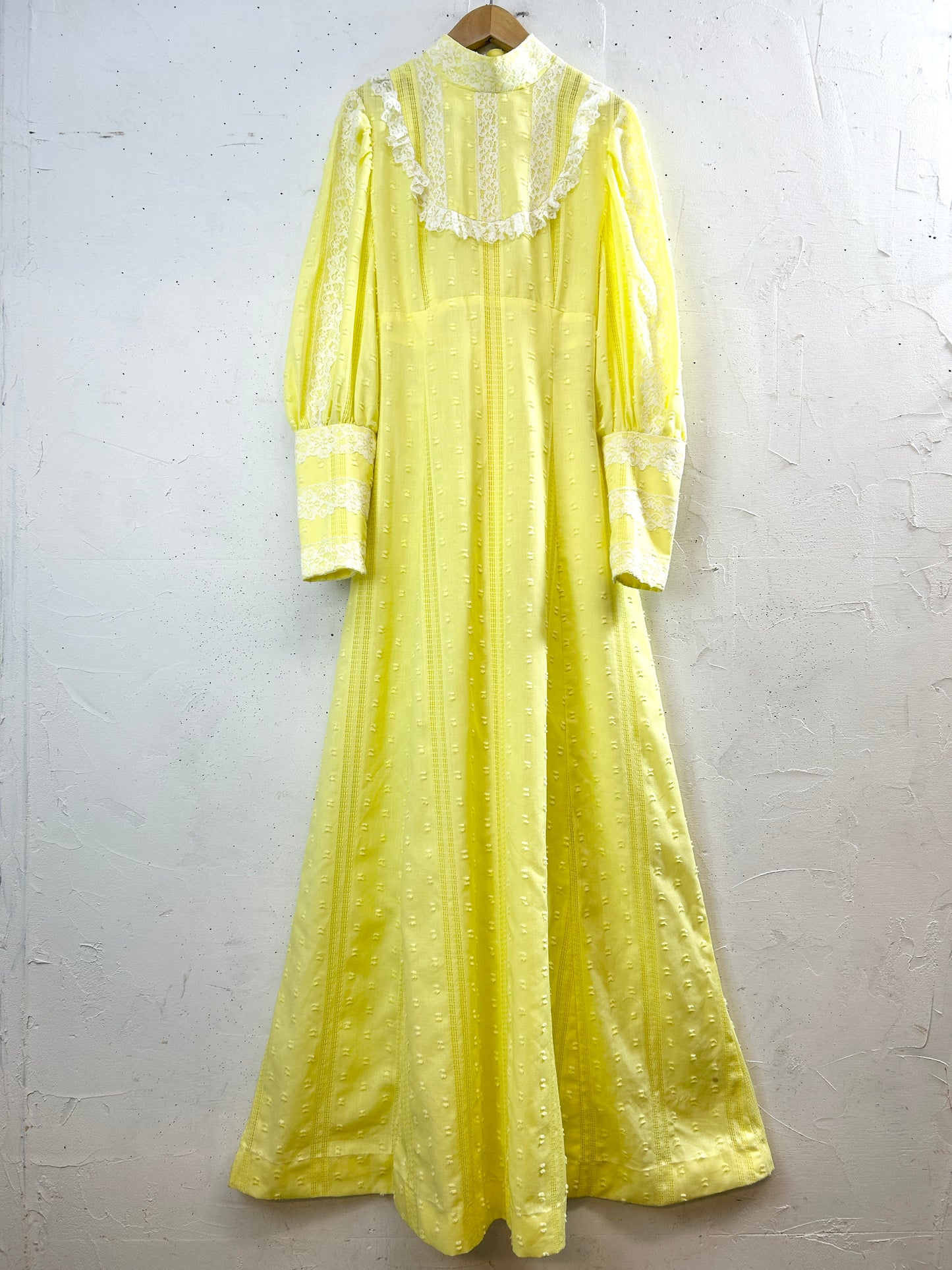 '70s Vintage Dress [J30637]