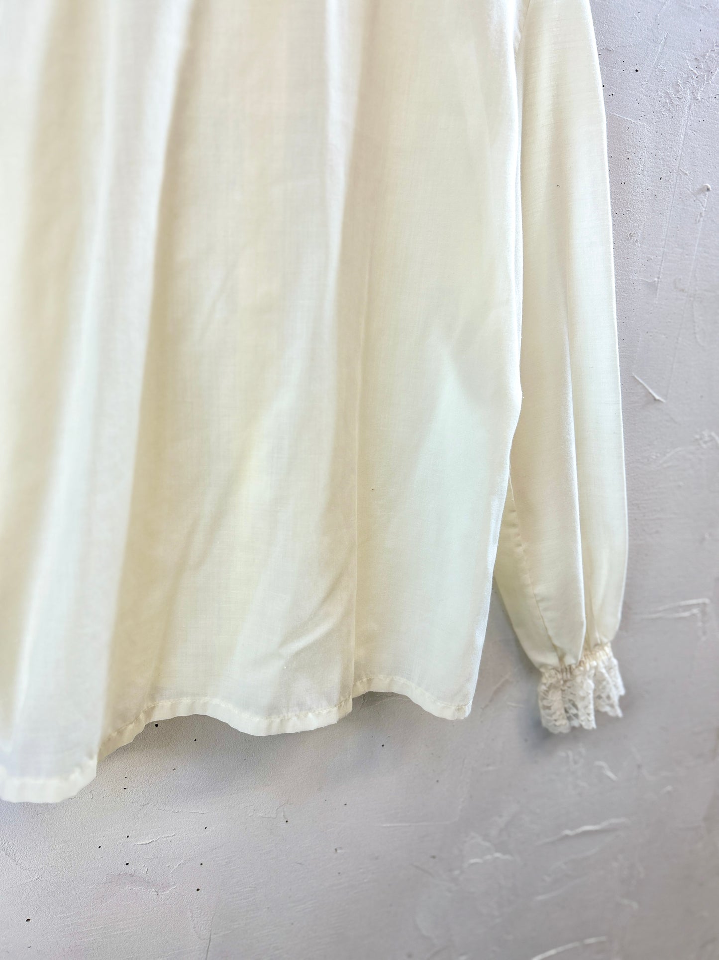 Vintage White Blouse MADE IN USA [I30183]