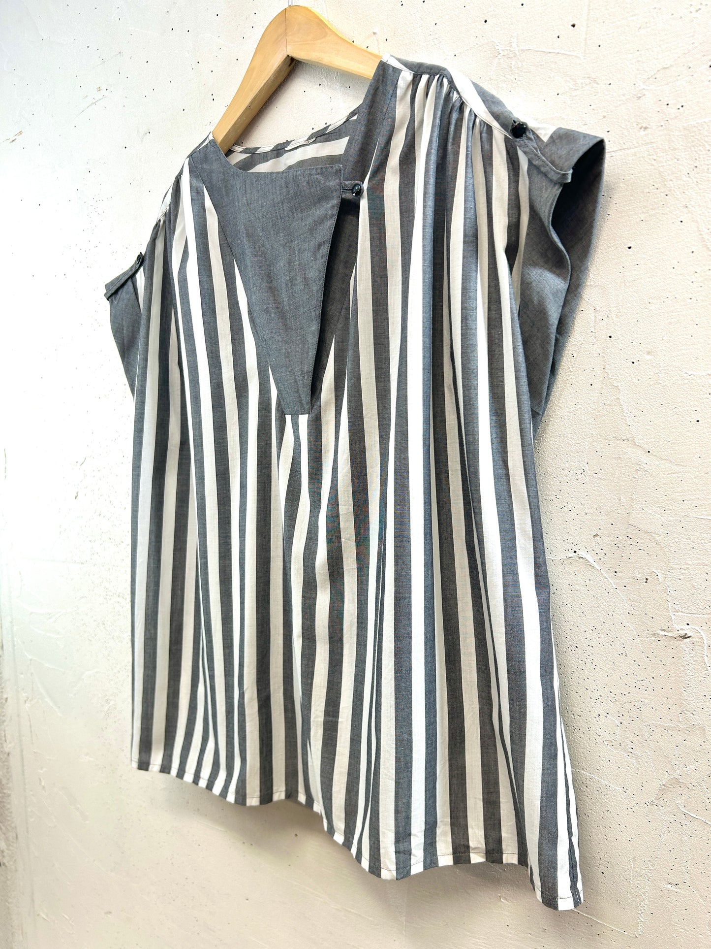 Vintage Tops [D32235]
