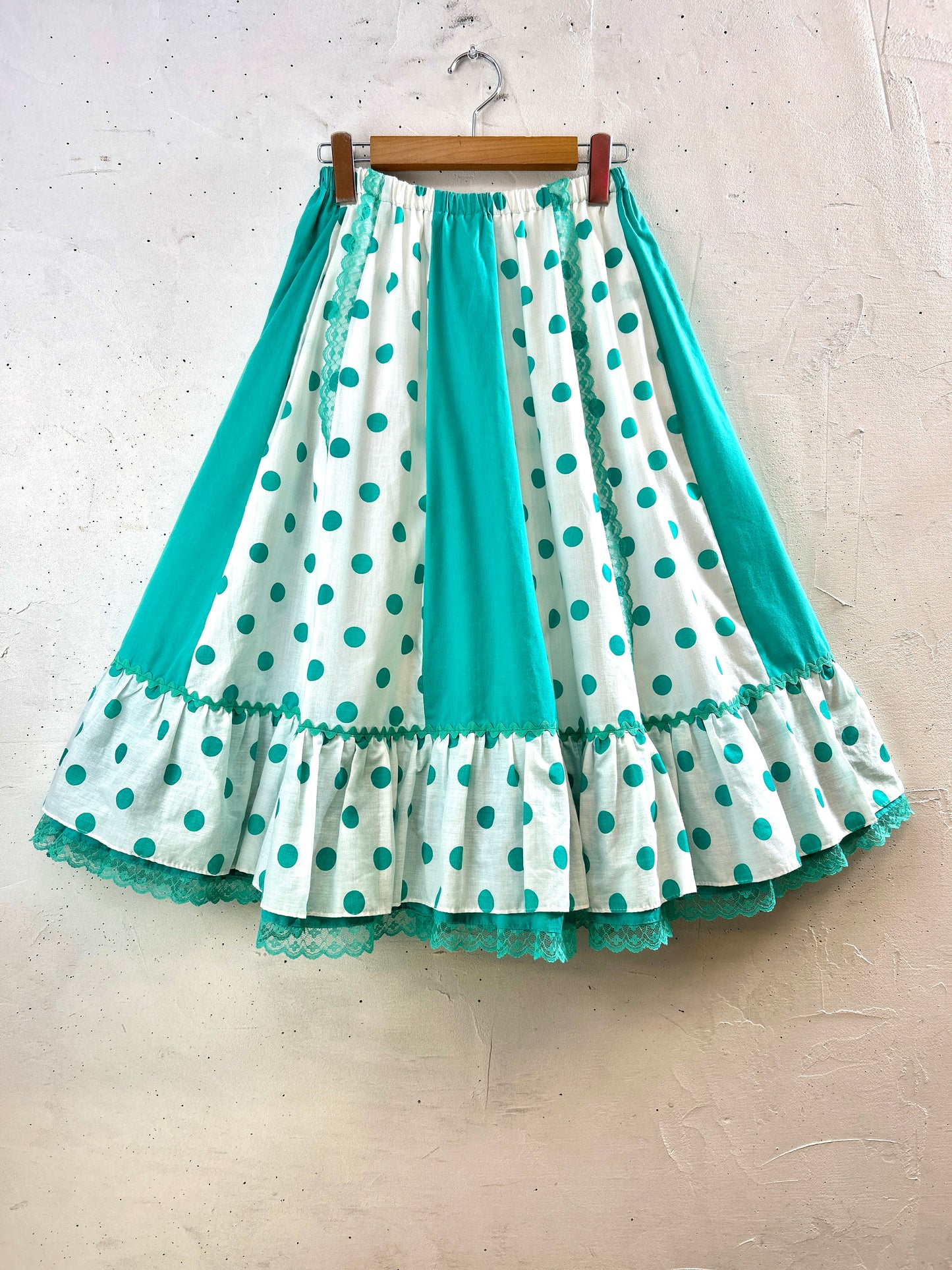 Vintage Tiered Skirt Made In USA  [H30824]