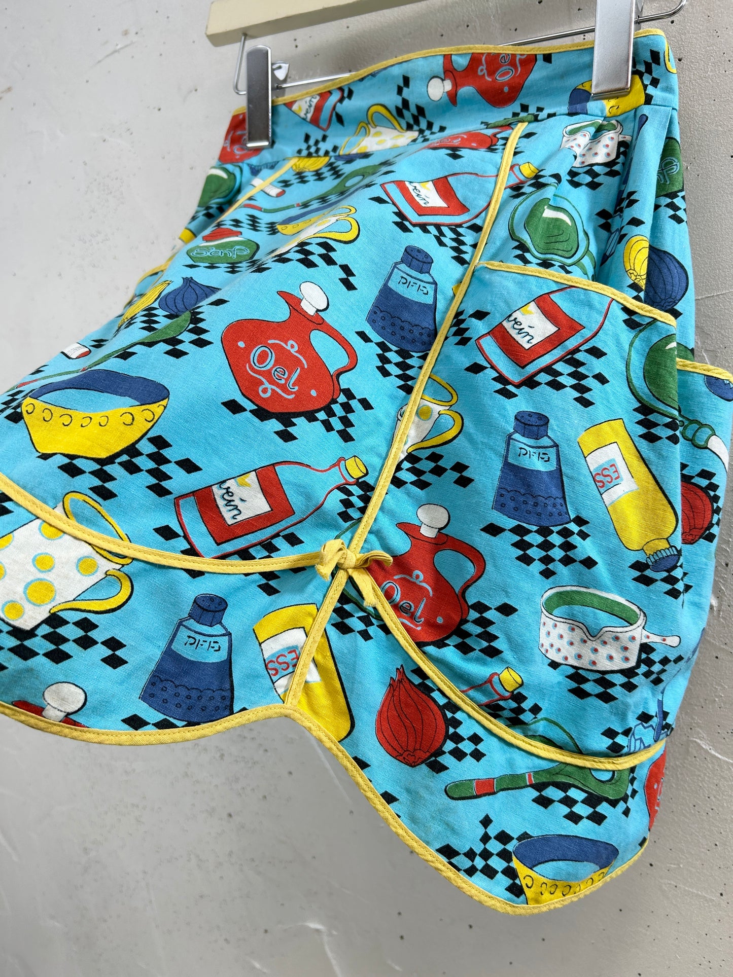 Vintage Apron [H33348]