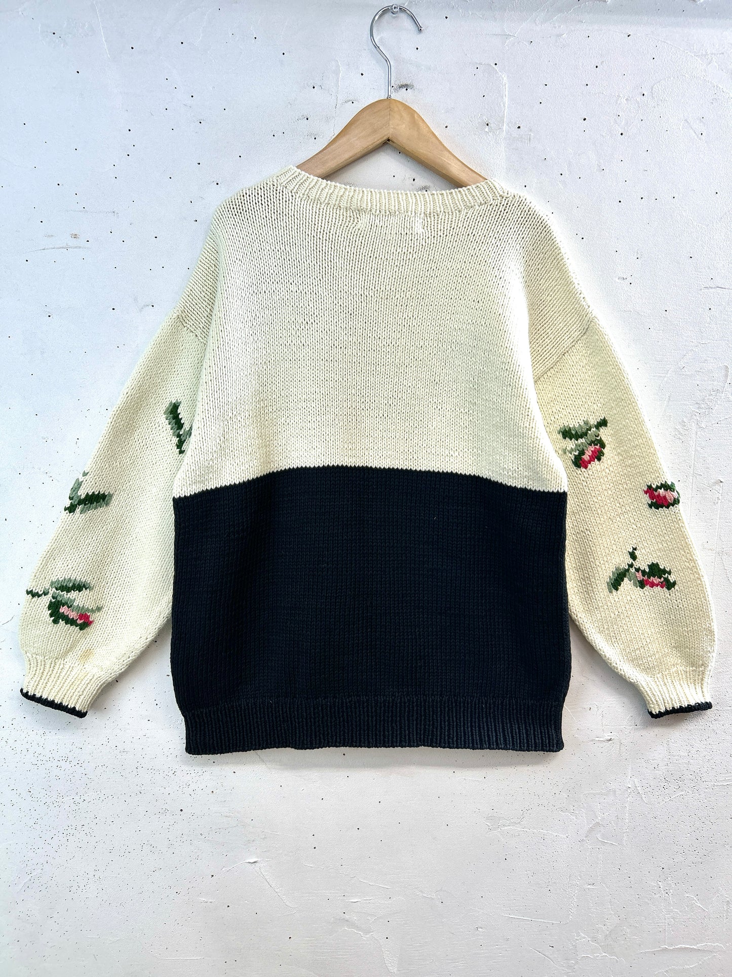 Vintage Sweater Designed in Australia  [A31222]