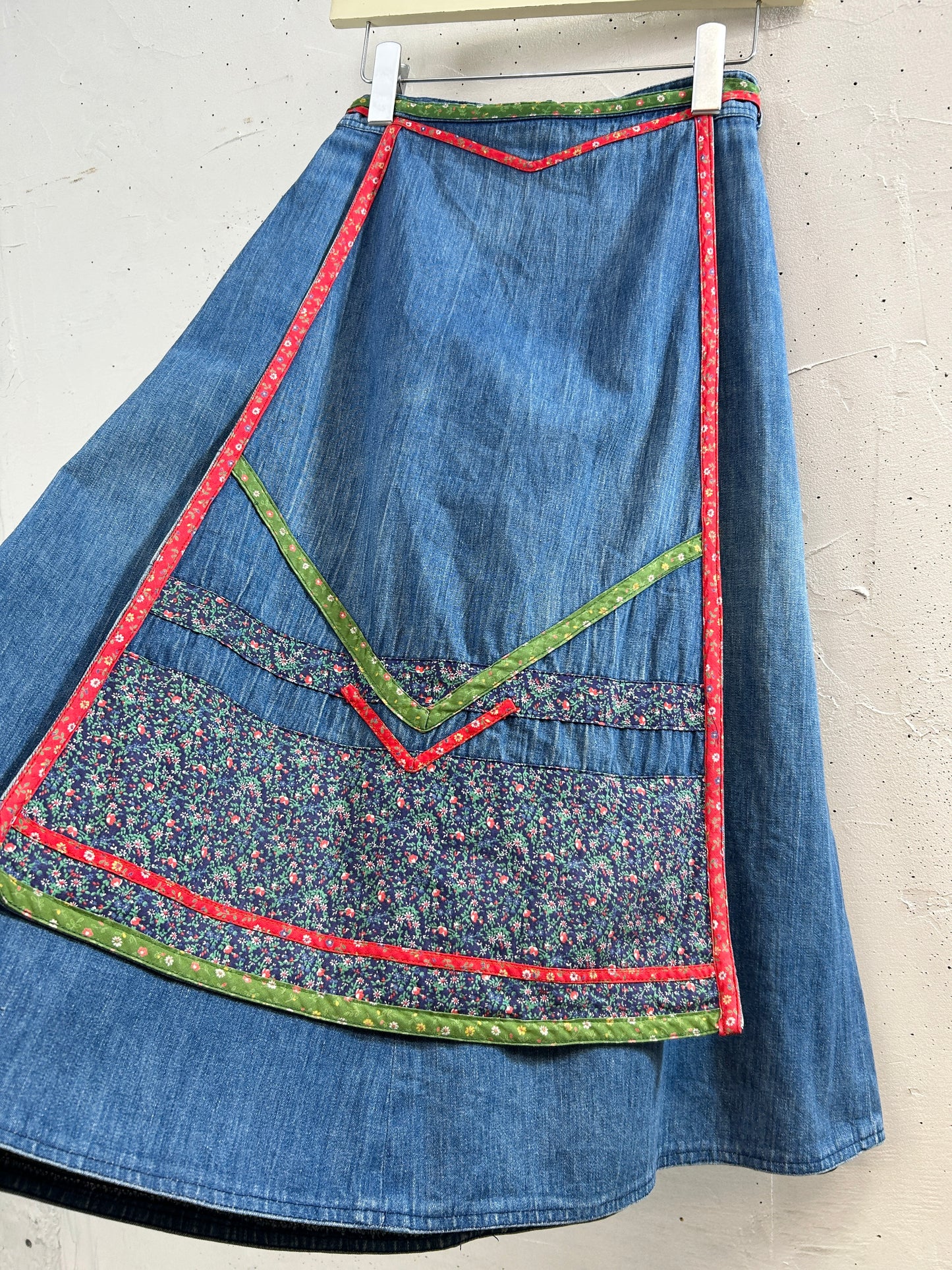 Vintage Denim Skirt [G33227]