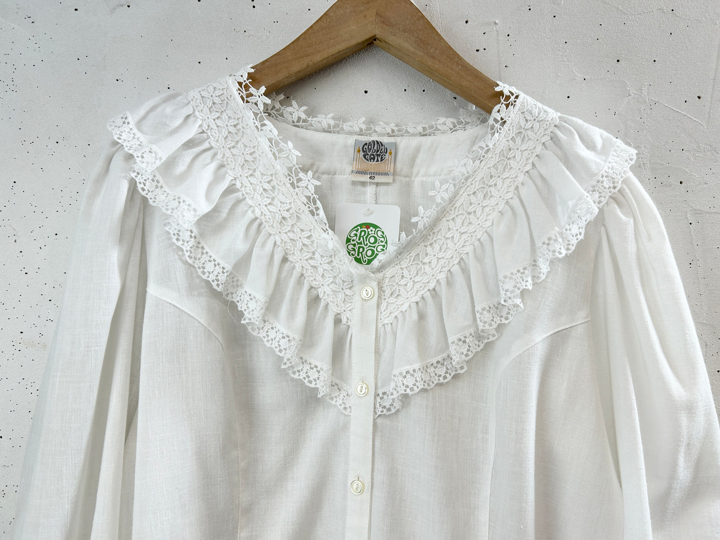 Vintage White Blouse [G32994]