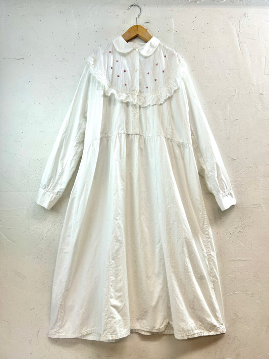 Vintage White Dress [E32529]
