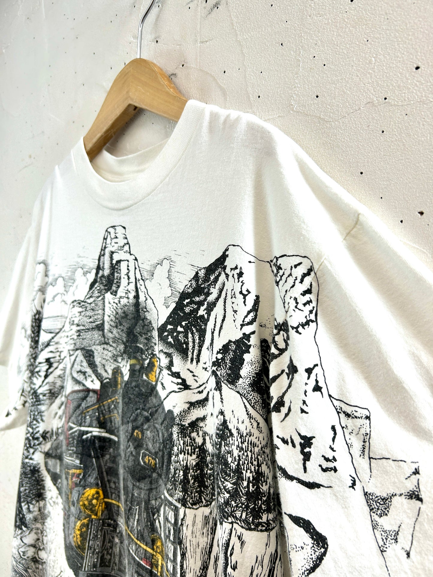 '90s Vintage T-Shirt [F32629]