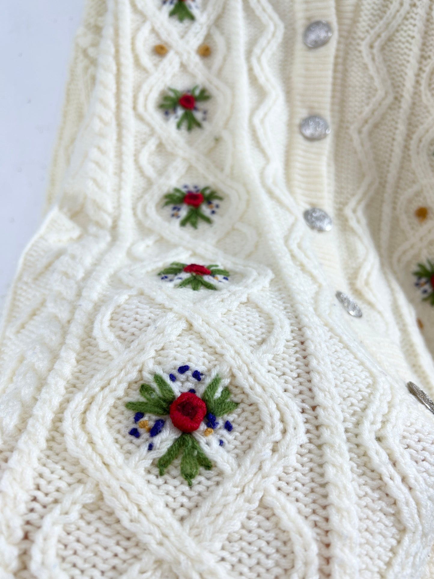 Vintage Knit Cardigan [J30540]