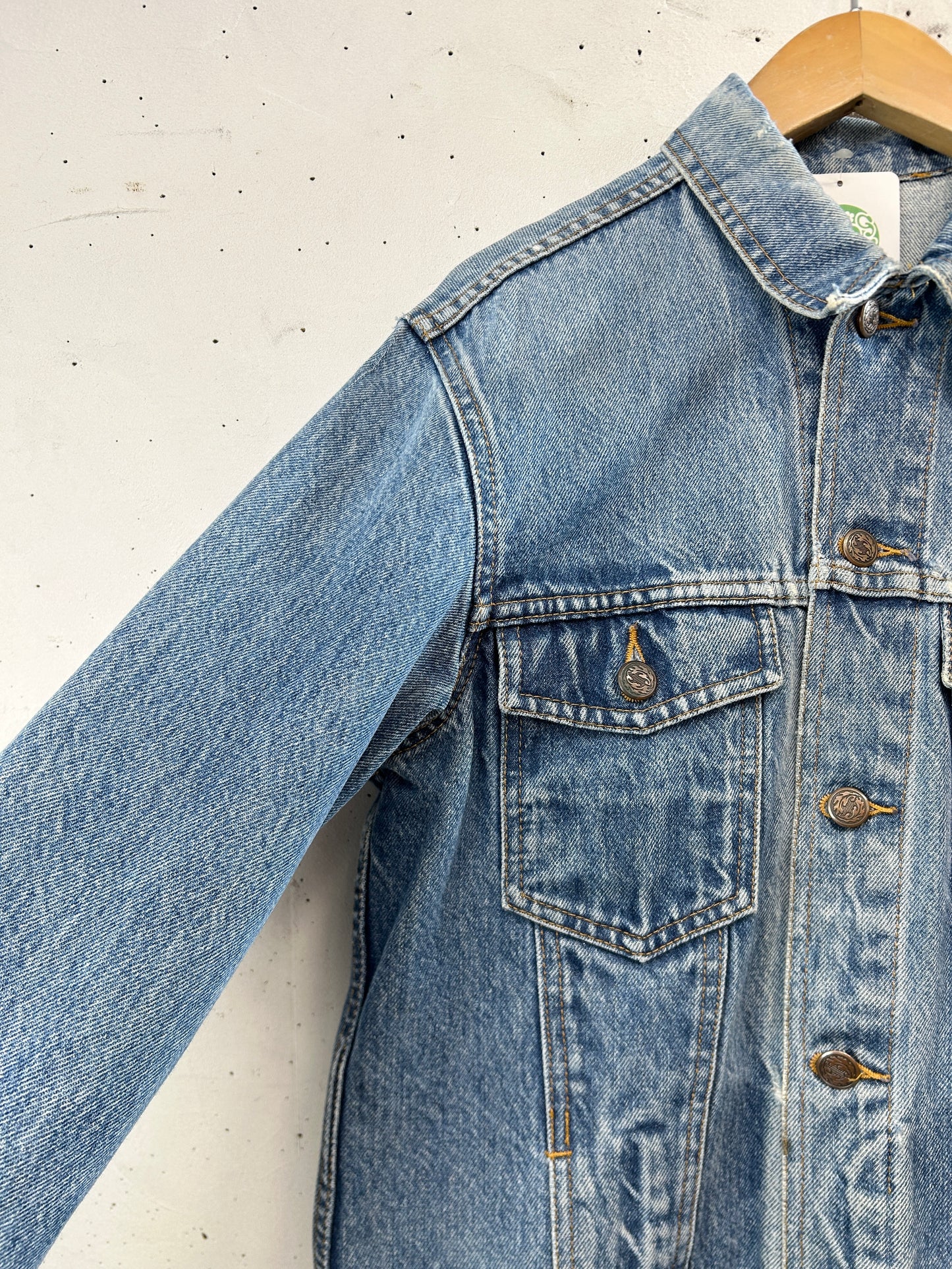 Vintage Denim Jacket [A31306]