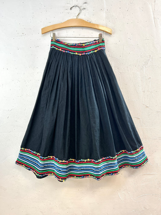 Vintage Tyrol Skirt [J30591]