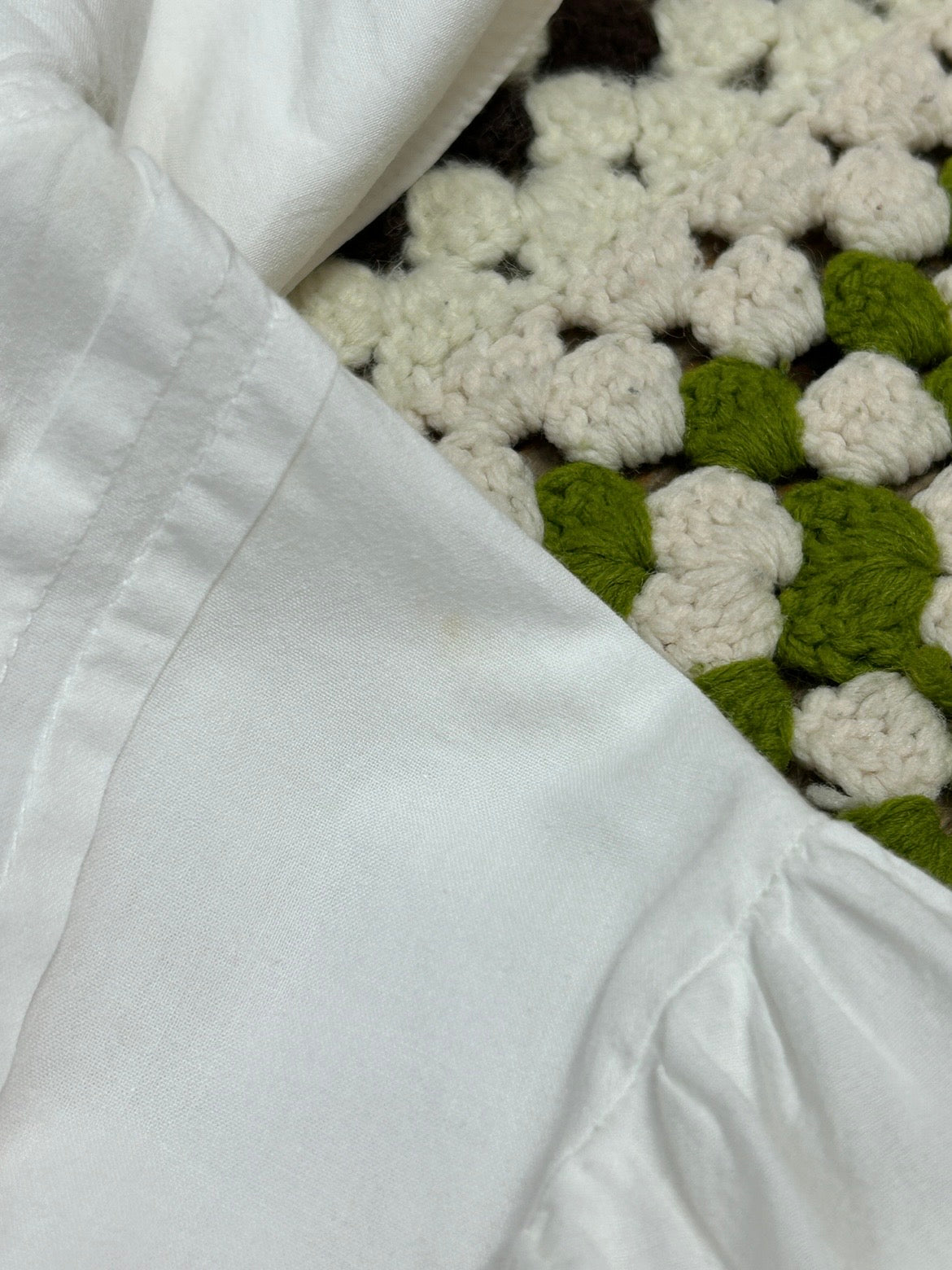 Vintage White Blouse [E32318]