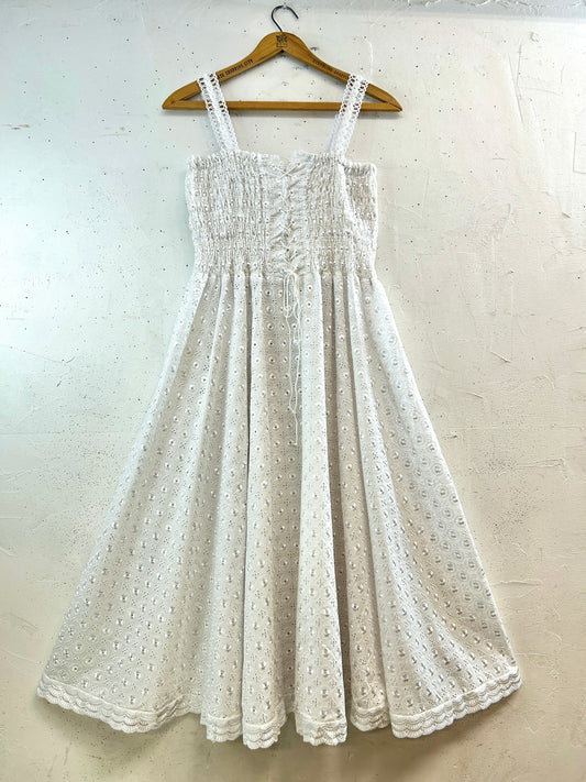 Vintage White Dress [E32507]