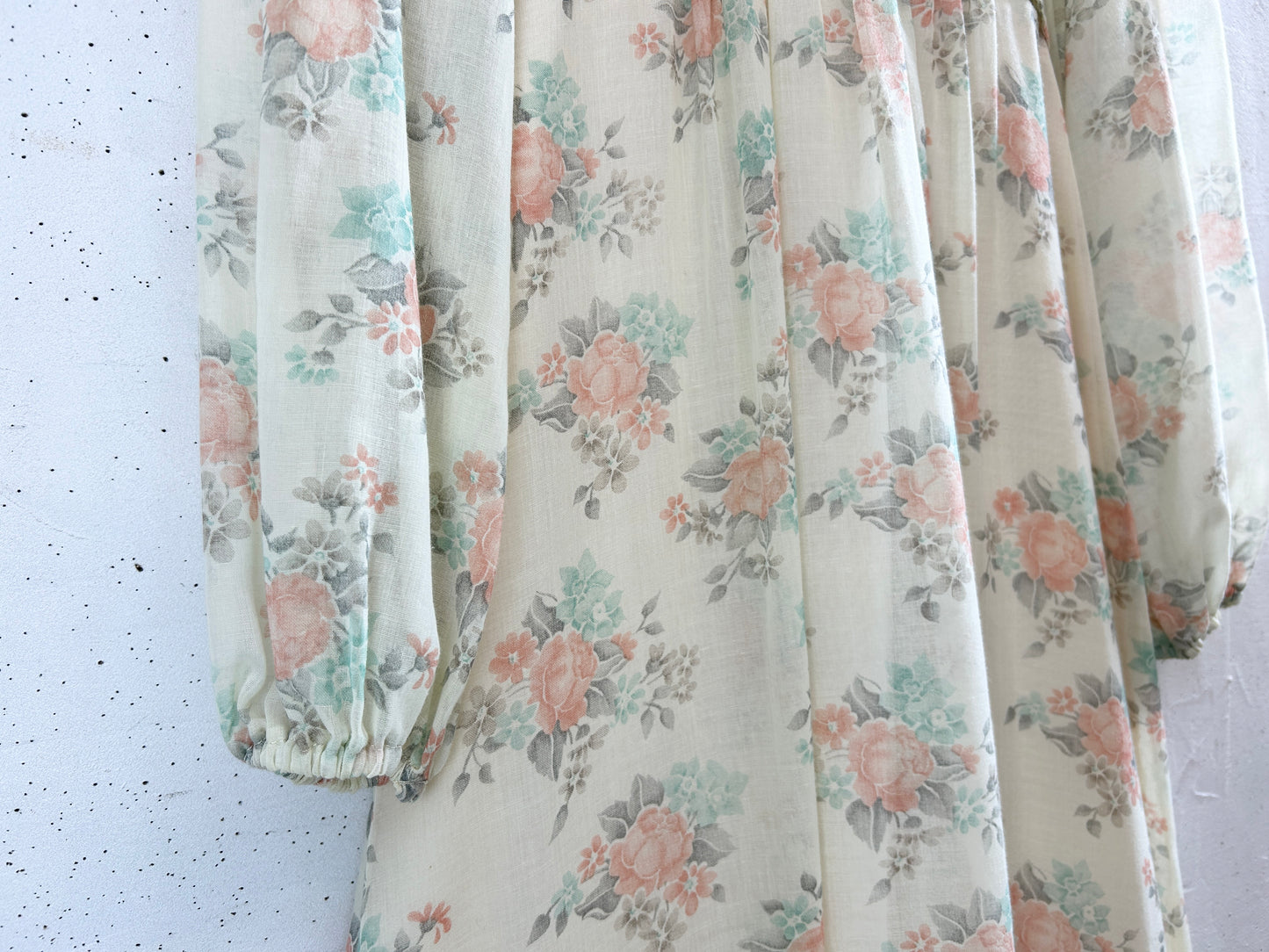 '70s Vintage Dress [J30634]